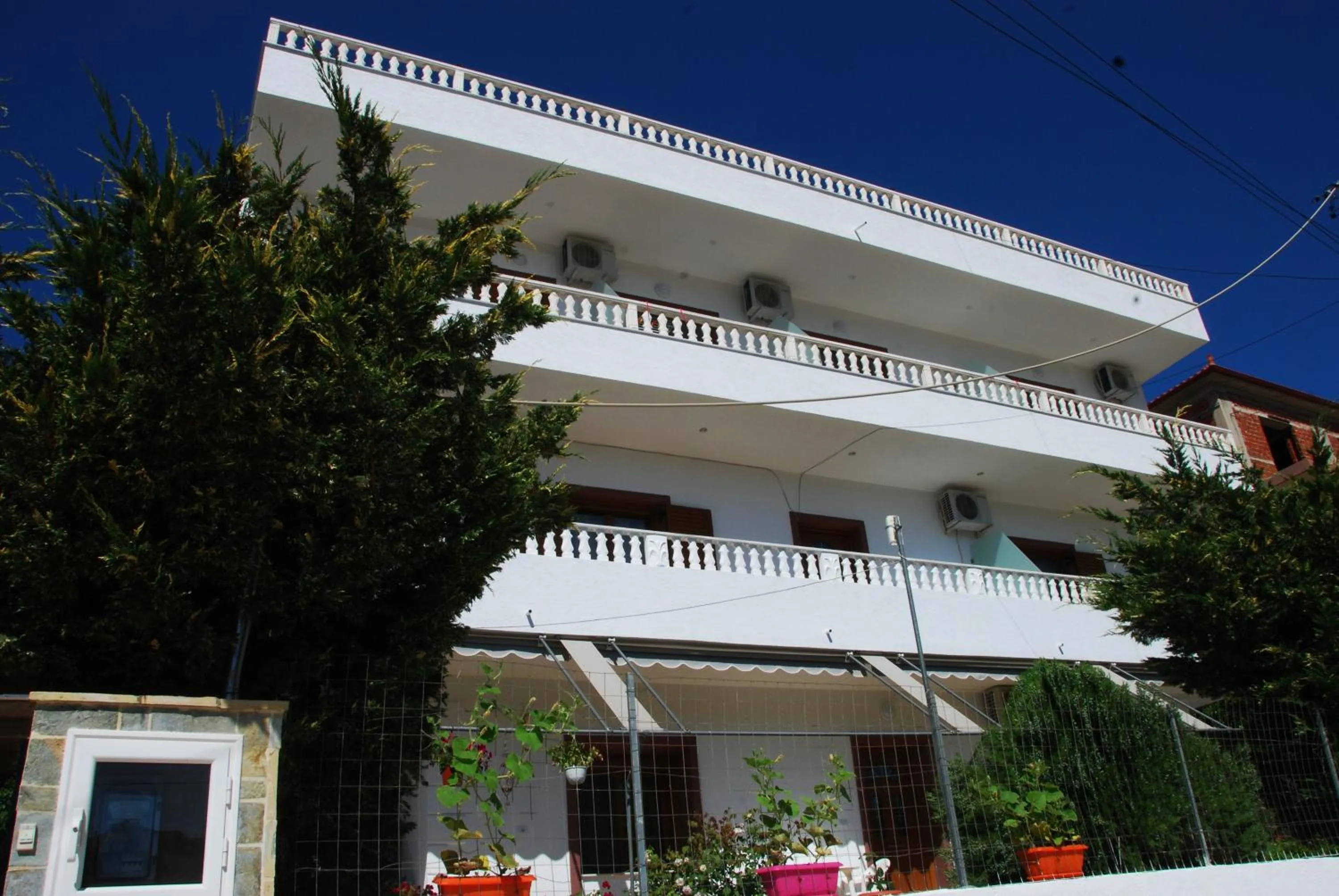 Property building in Vila Renato Ksamil