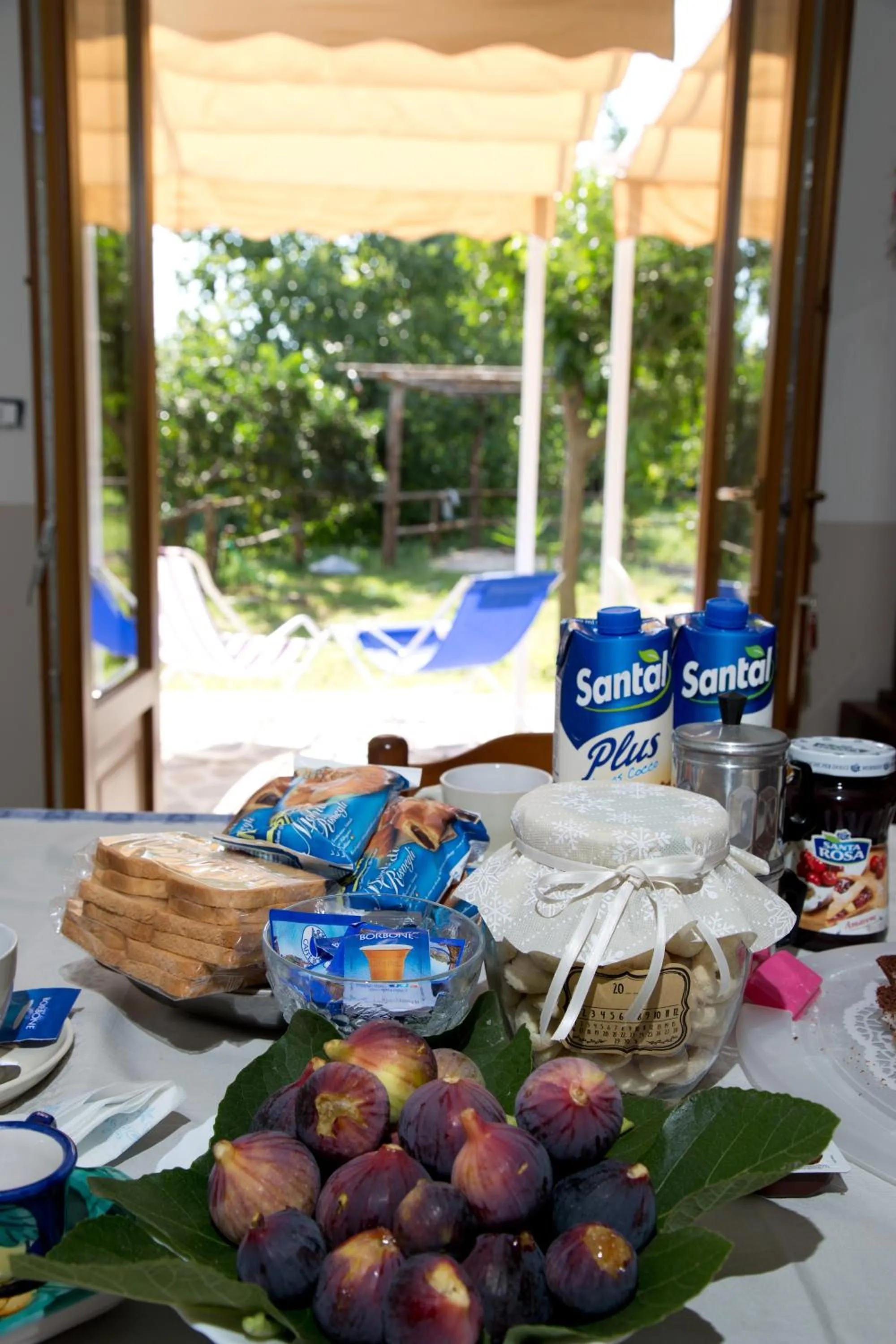 Food and drinks in Il Moro Bianco