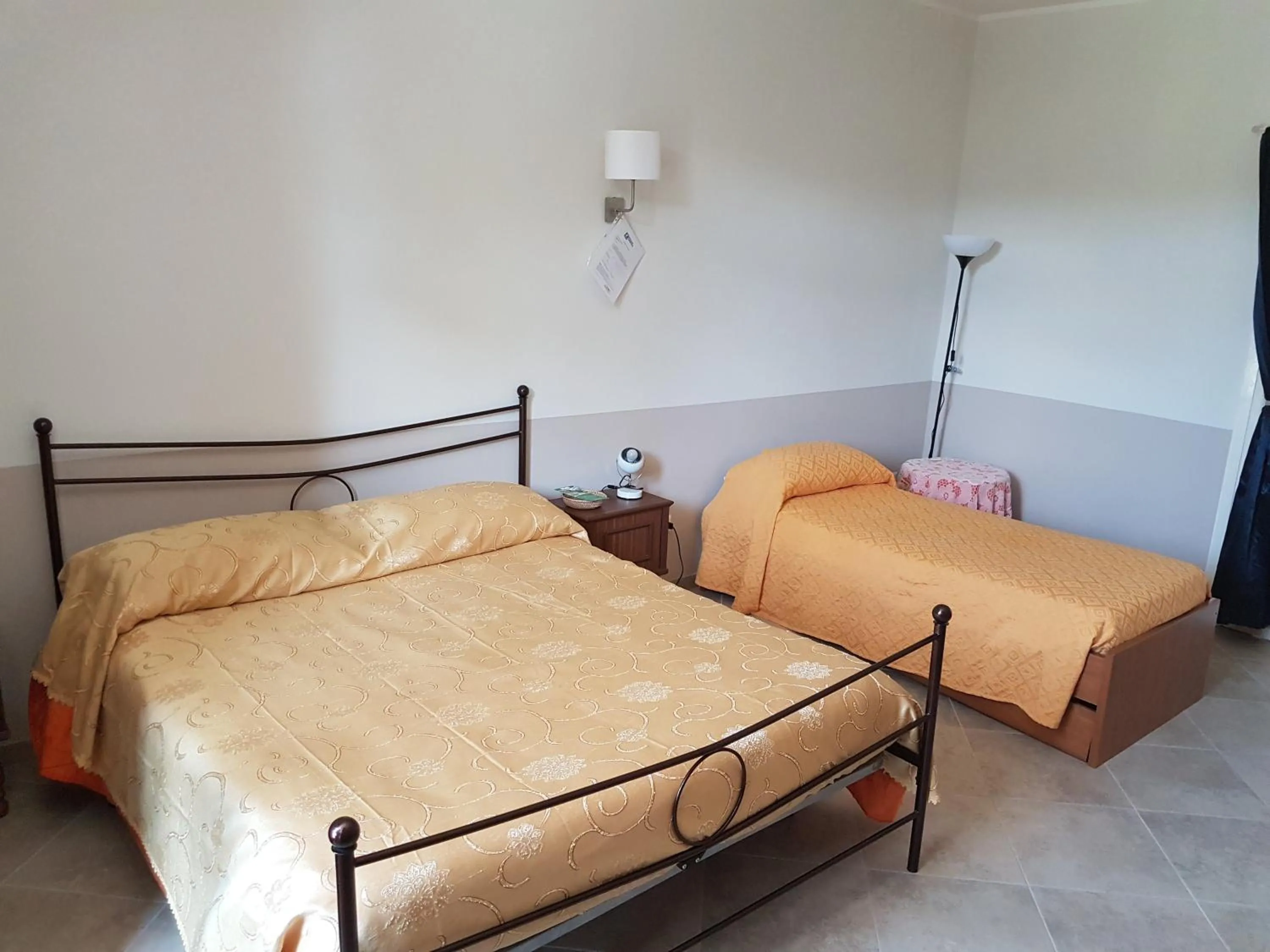 Photo of the whole room, Bed in Il Moro Bianco