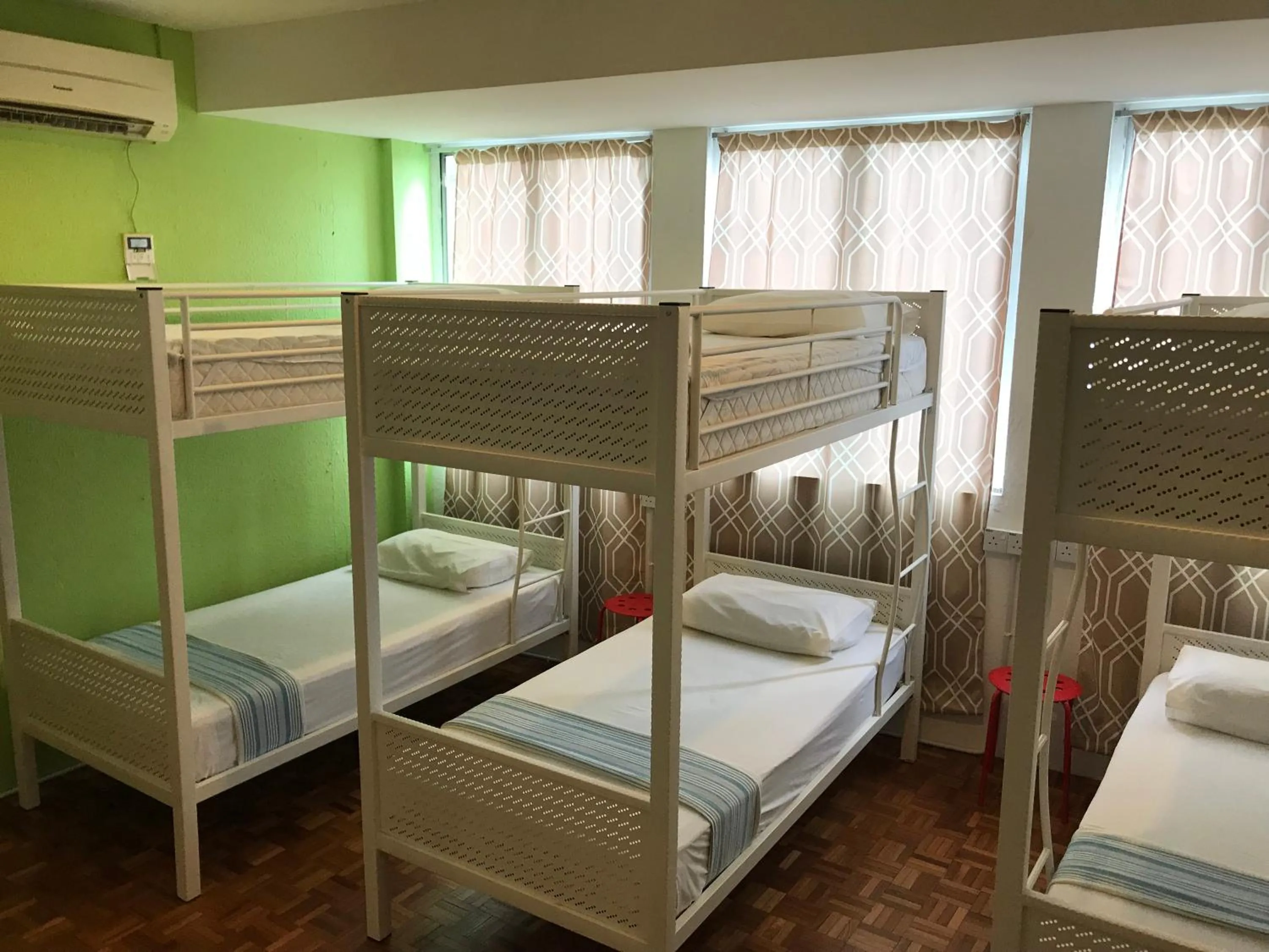 Bed in 6-Bed Mixed Dormitory Room in Check In Lodge
