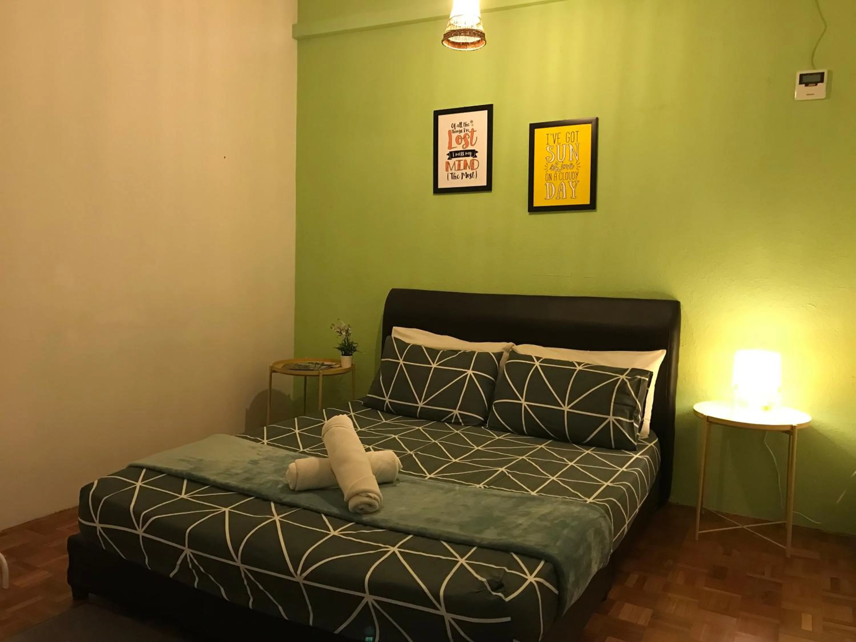 Double Room with Shared Bathroom in Check In Lodge