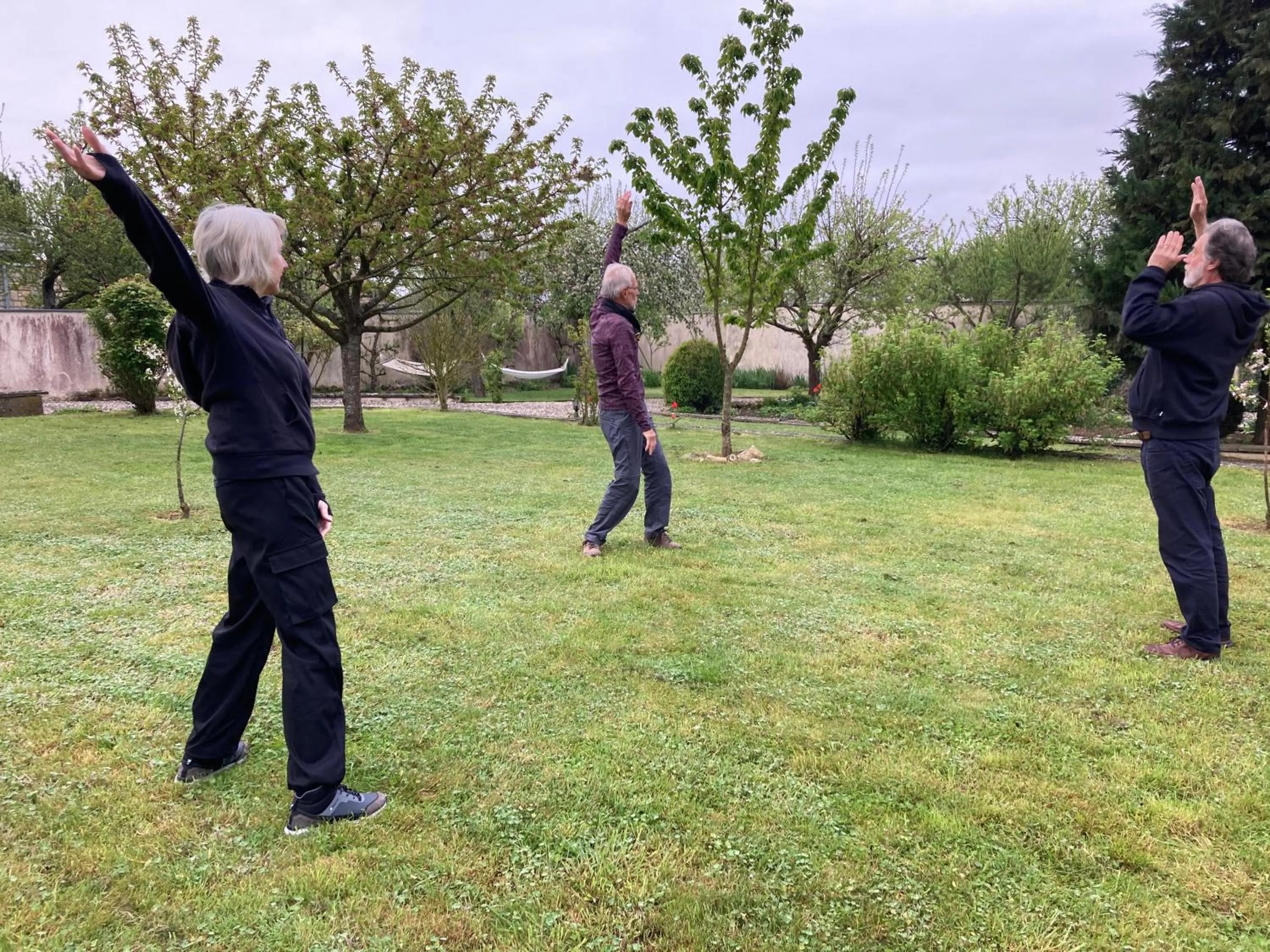 People in Maison Les Beaux Arts