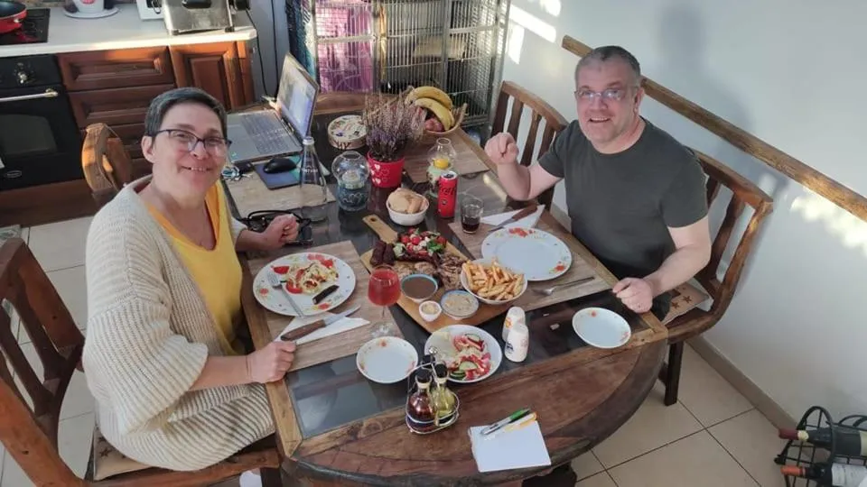Food and drinks in Sunshine Court