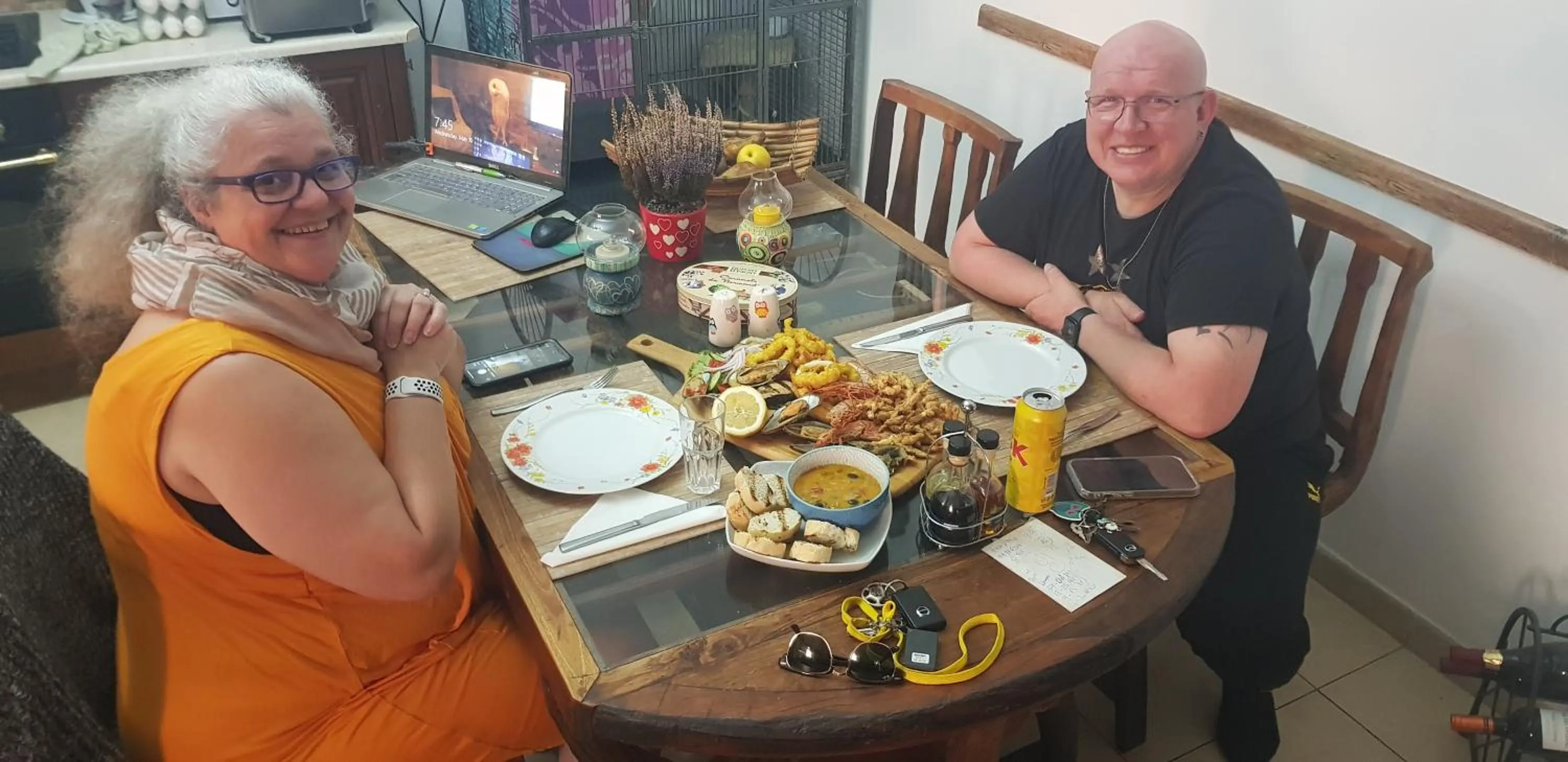 Food and drinks in Sunshine Court