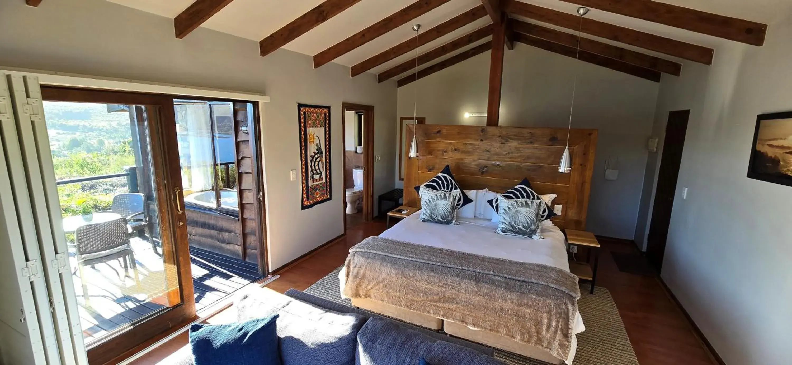 Bedroom, Bed in Elephant Hide of Knysna Guest Lodge Bedroom, Bed in Elephant Hide of Knysna Guest Lodge