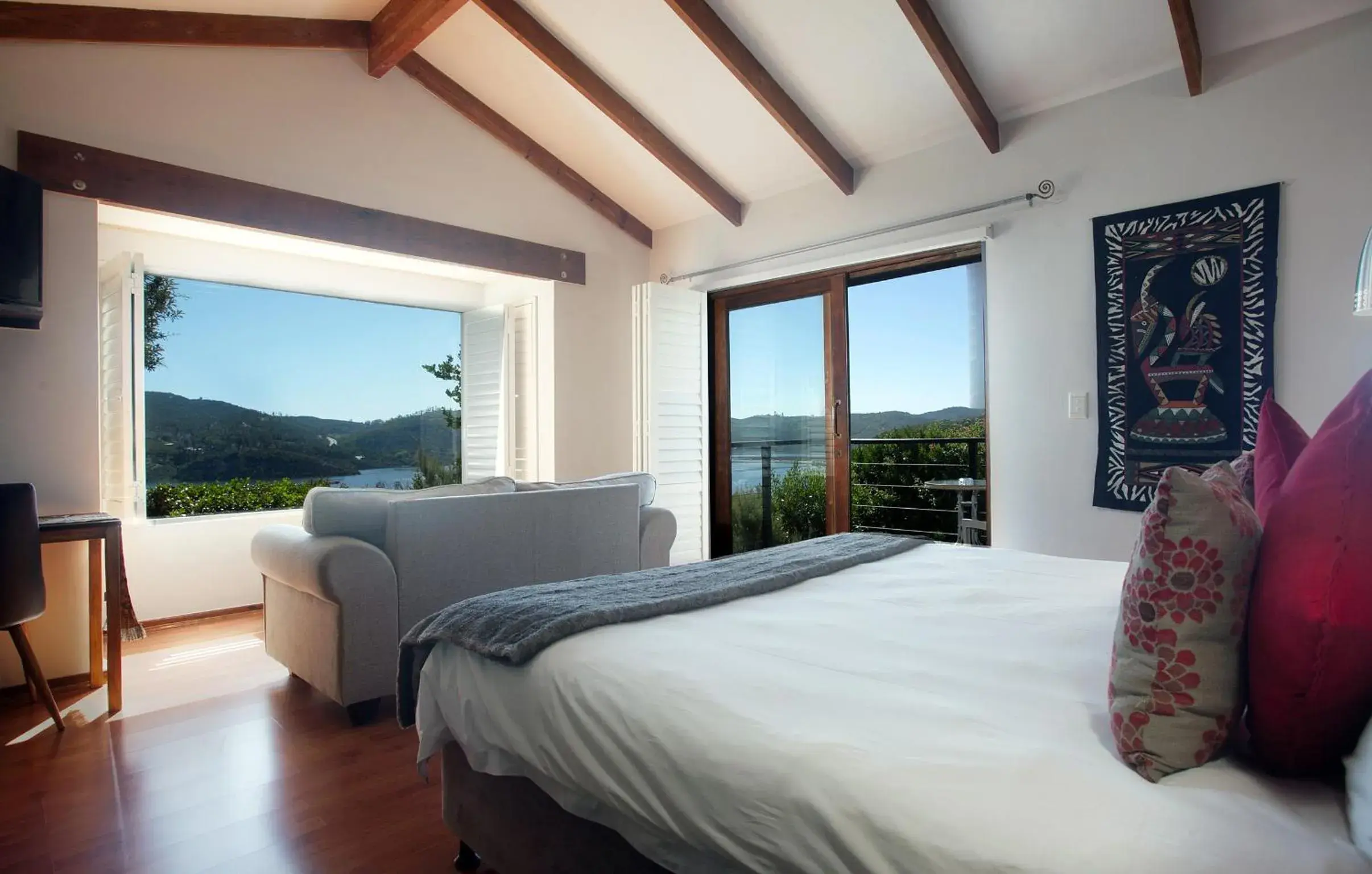 Suite in Elephant Hide of Knysna Guest Lodge Suite in Elephant Hide of Knysna Guest Lodge