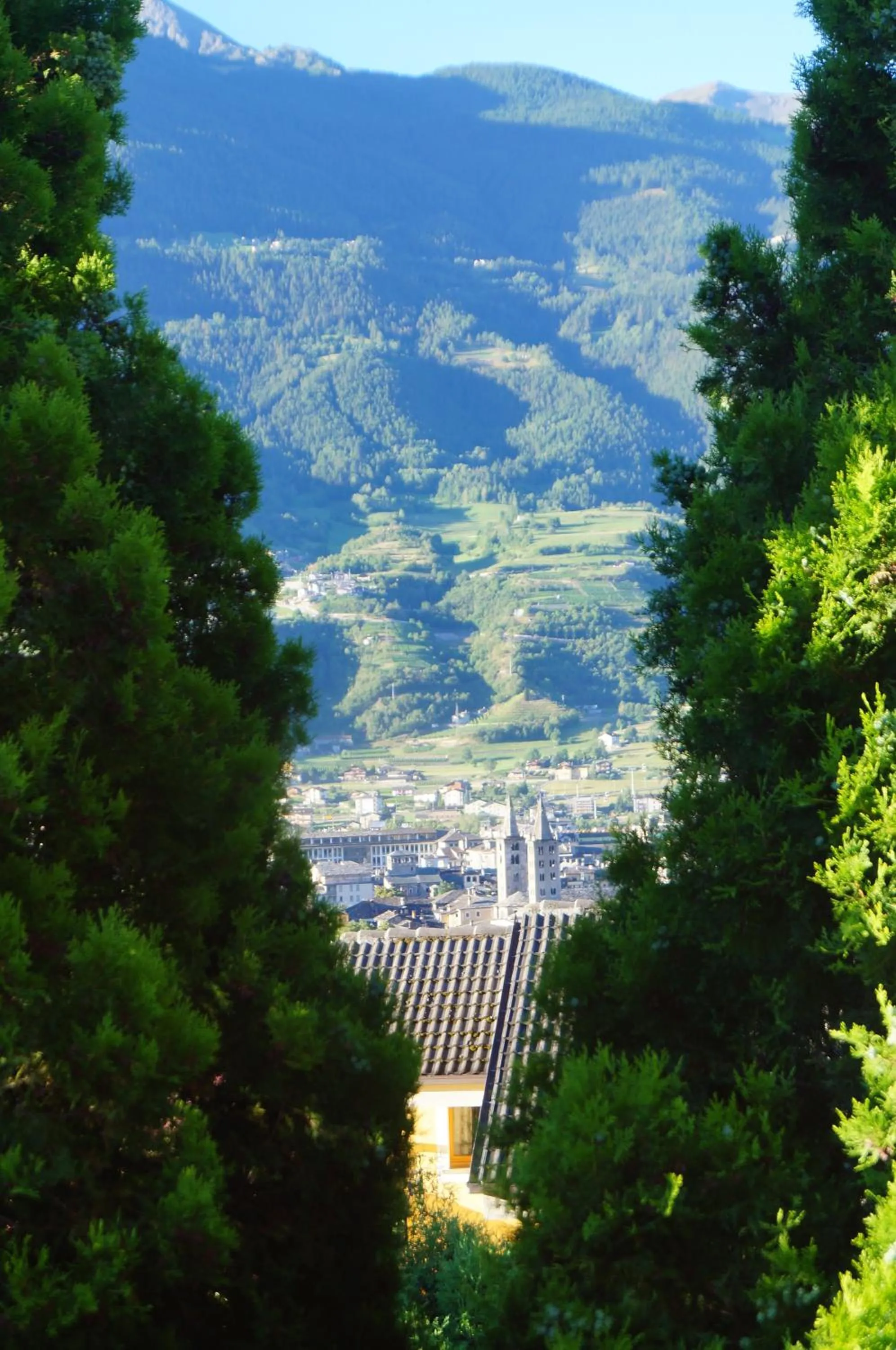 Mountain view in Manad cod CIR n 0329