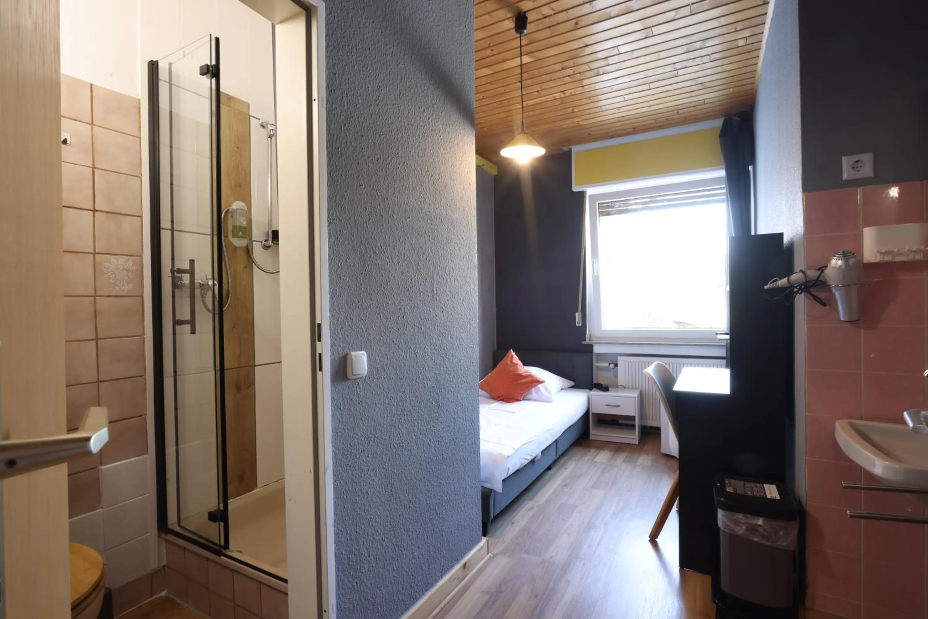 View (from property/room), Bed in Green Seeblick Hotel am See