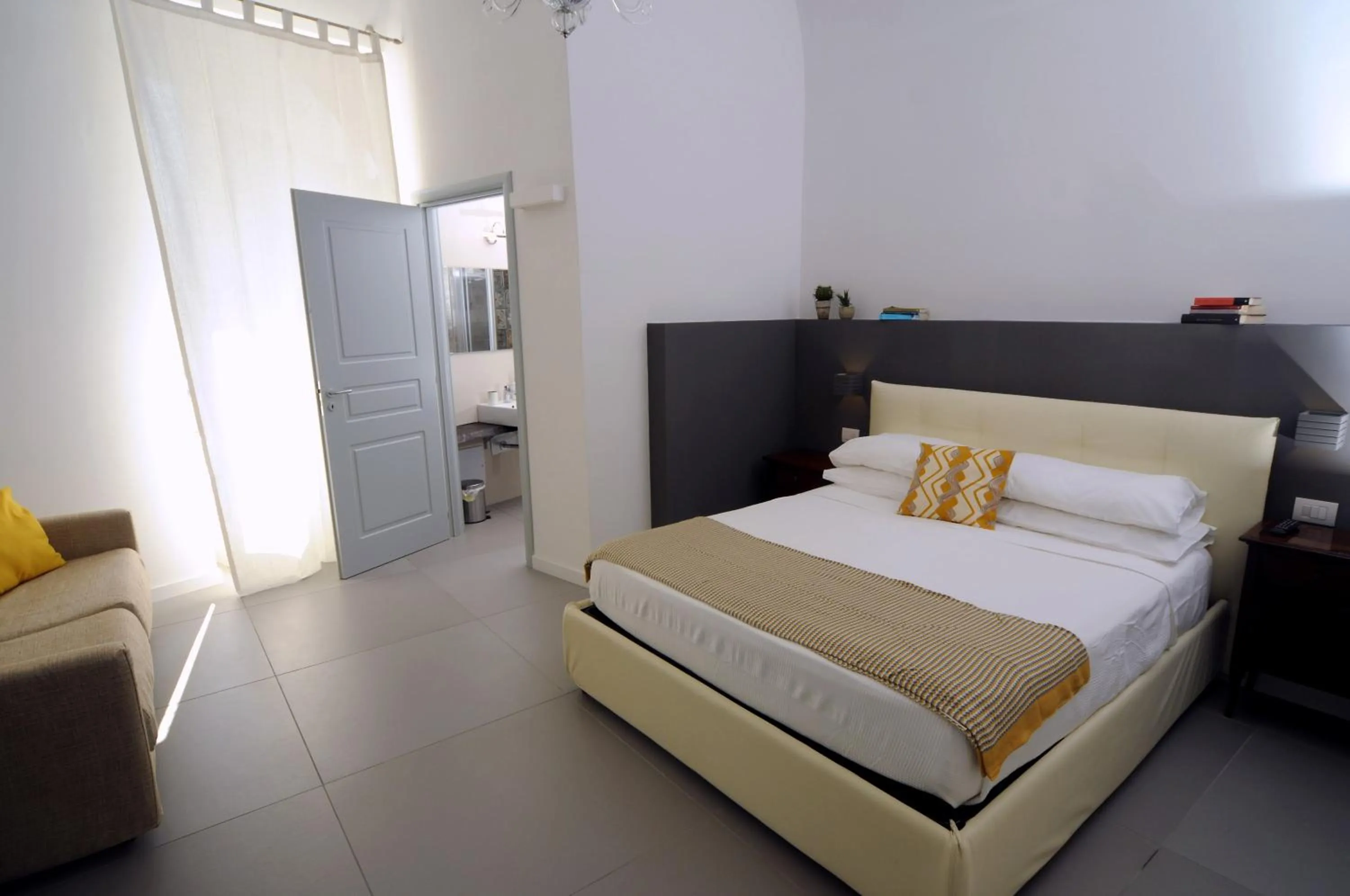 Bathroom, Bed in A Casa di Anna