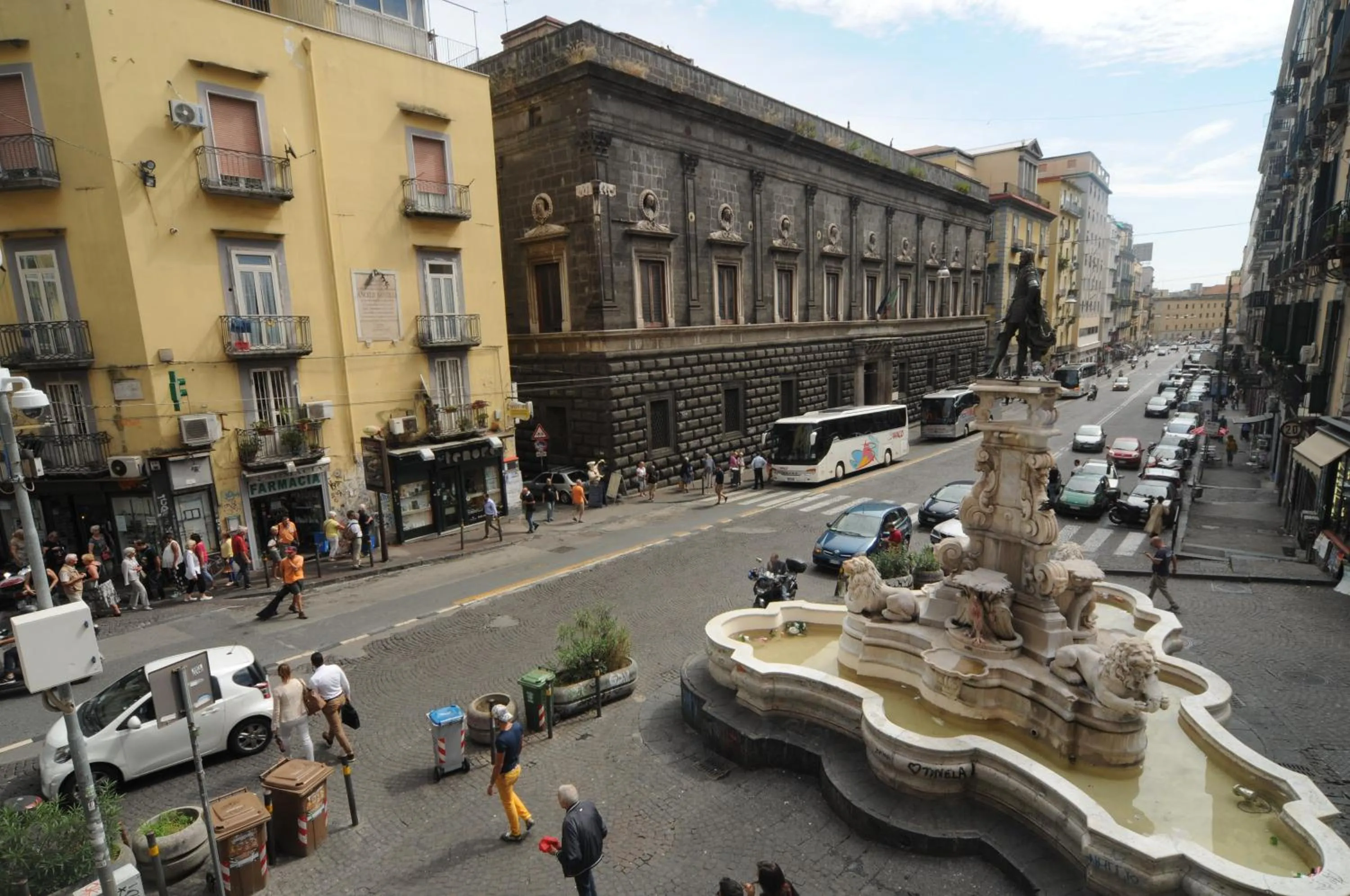 Property building in A Casa di Anna