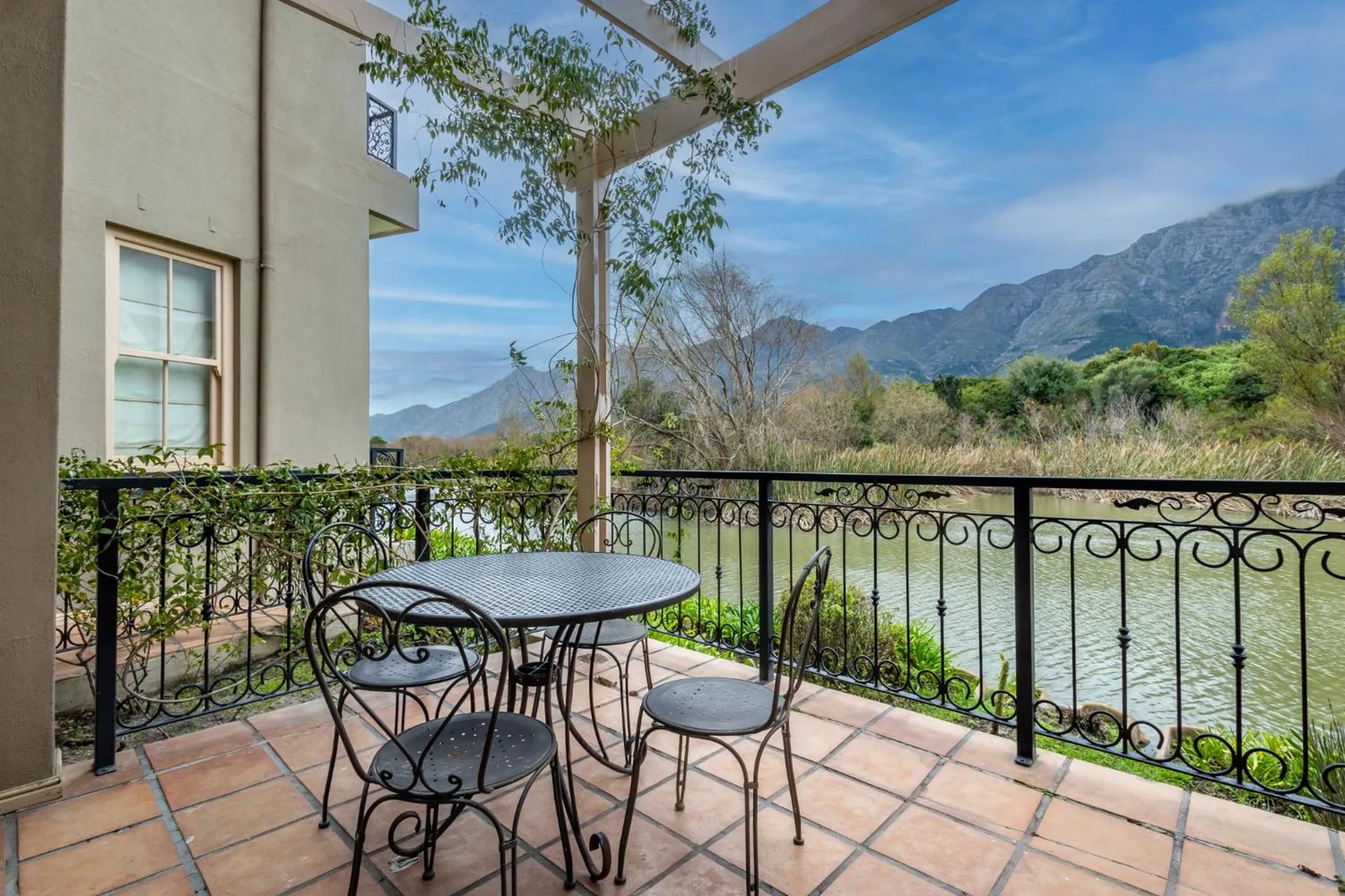 Patio in L'ermitage - Franschhoek Chateau & Villas