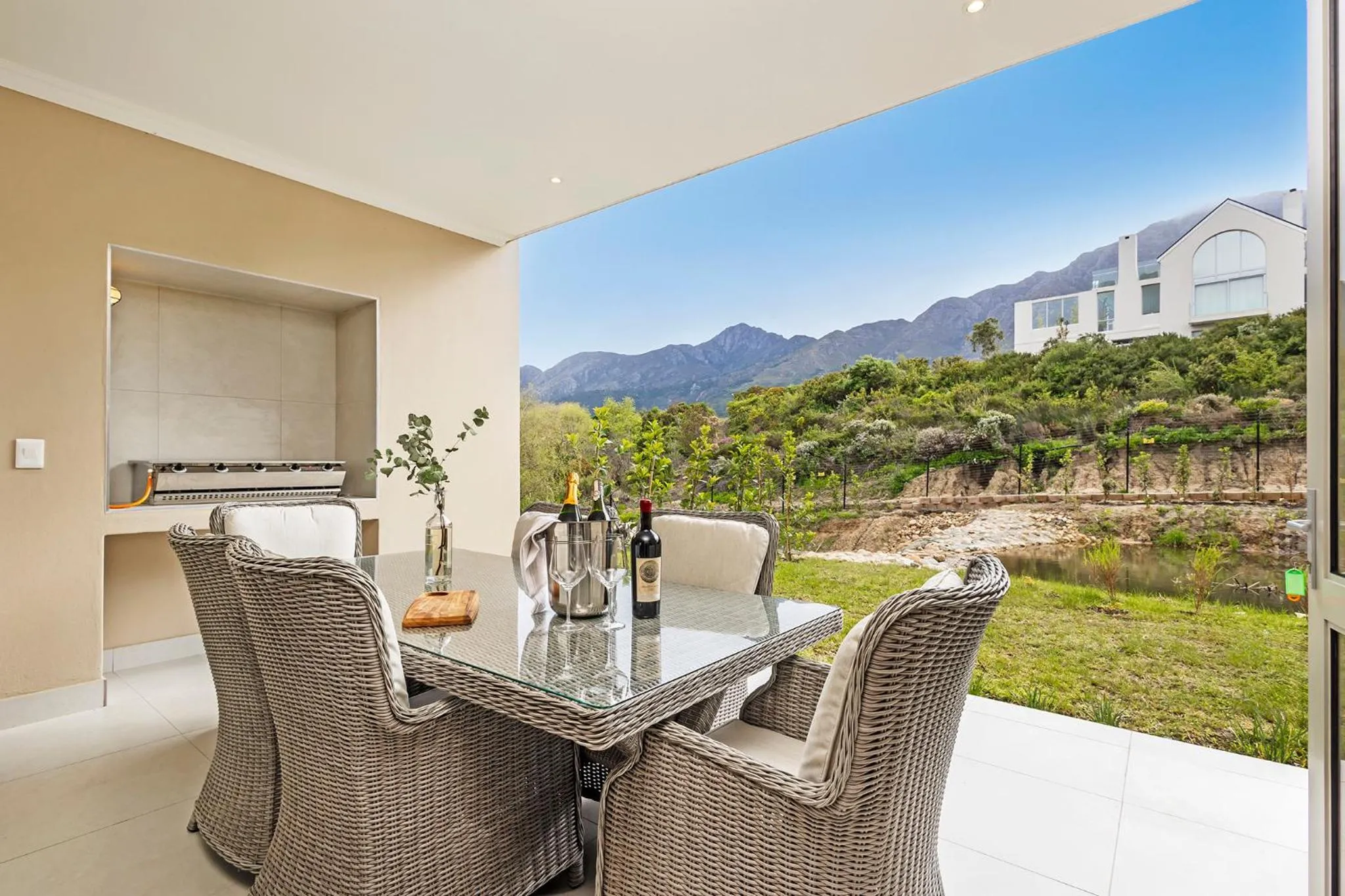 Patio in L'ermitage - Franschhoek Chateau & Villas