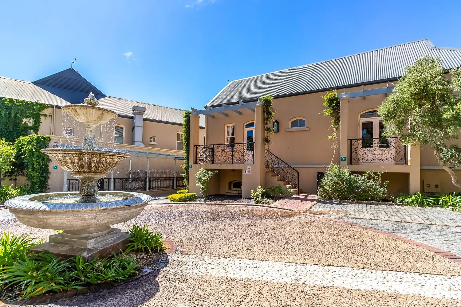 Property building in L'ermitage - Franschhoek Chateau & Villas