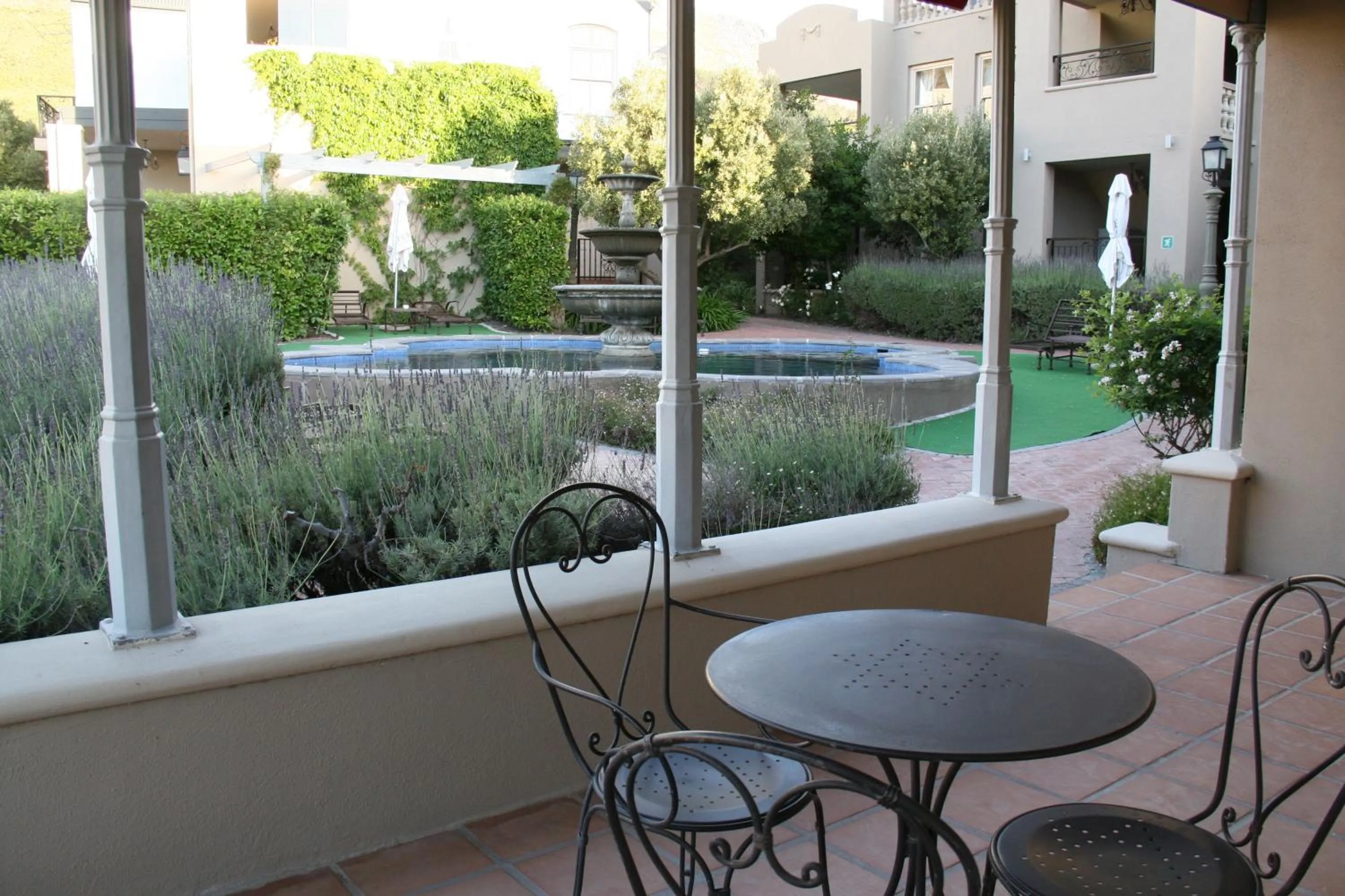 Patio in L'ermitage - Franschhoek Chateau & Villas