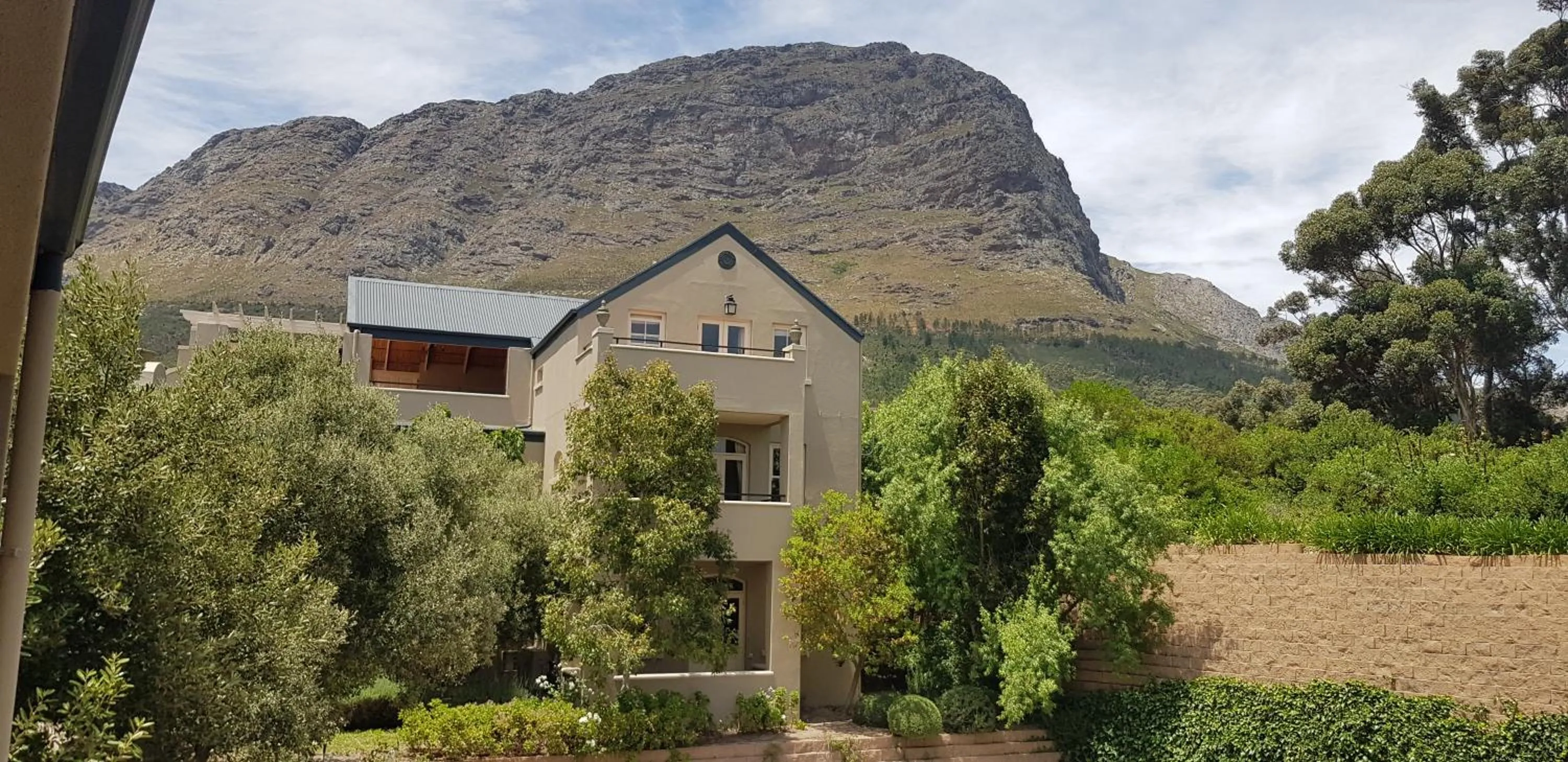 Property building in L'ermitage - Franschhoek Chateau & Villas