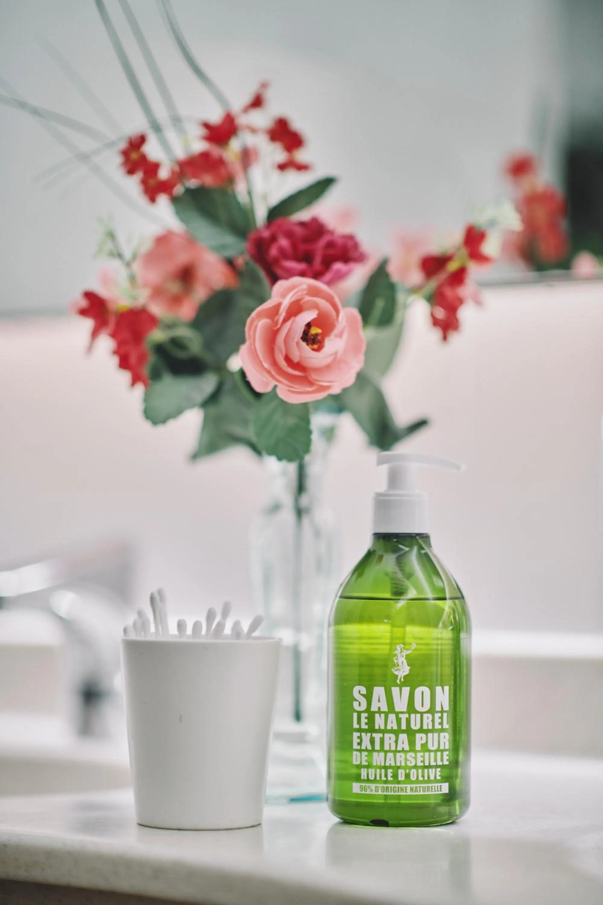 Bathroom in The Legacy by 2GO4 City Center