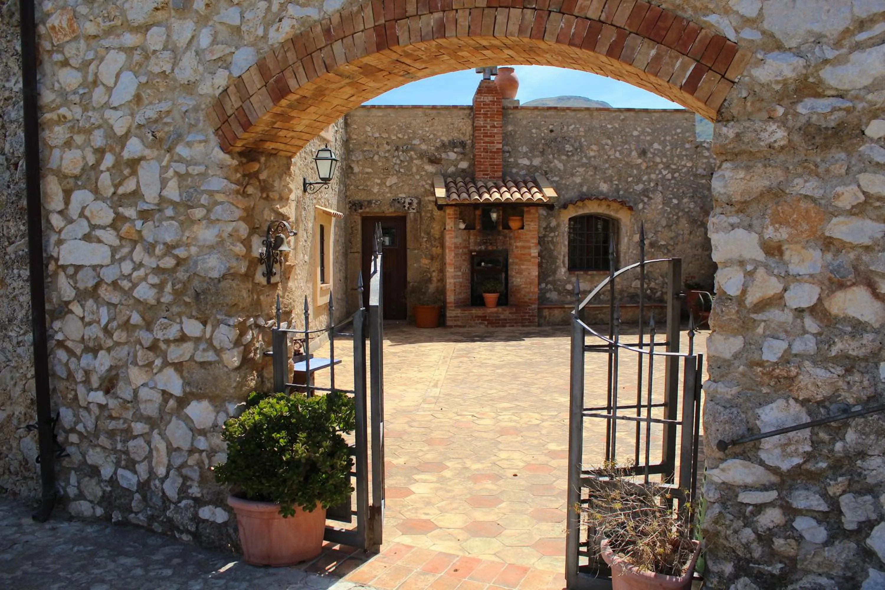 Facade/entrance in Casale Maddalena