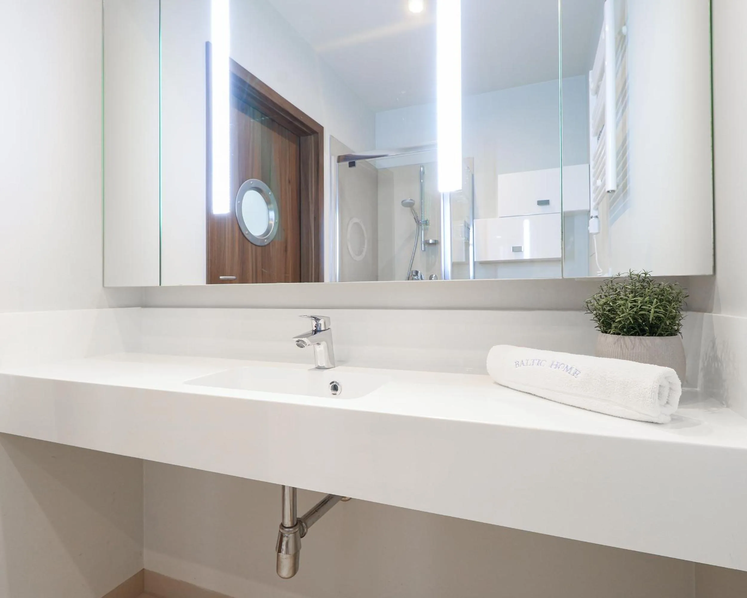 Bathroom in Baltic Park Molo by Baltic Home