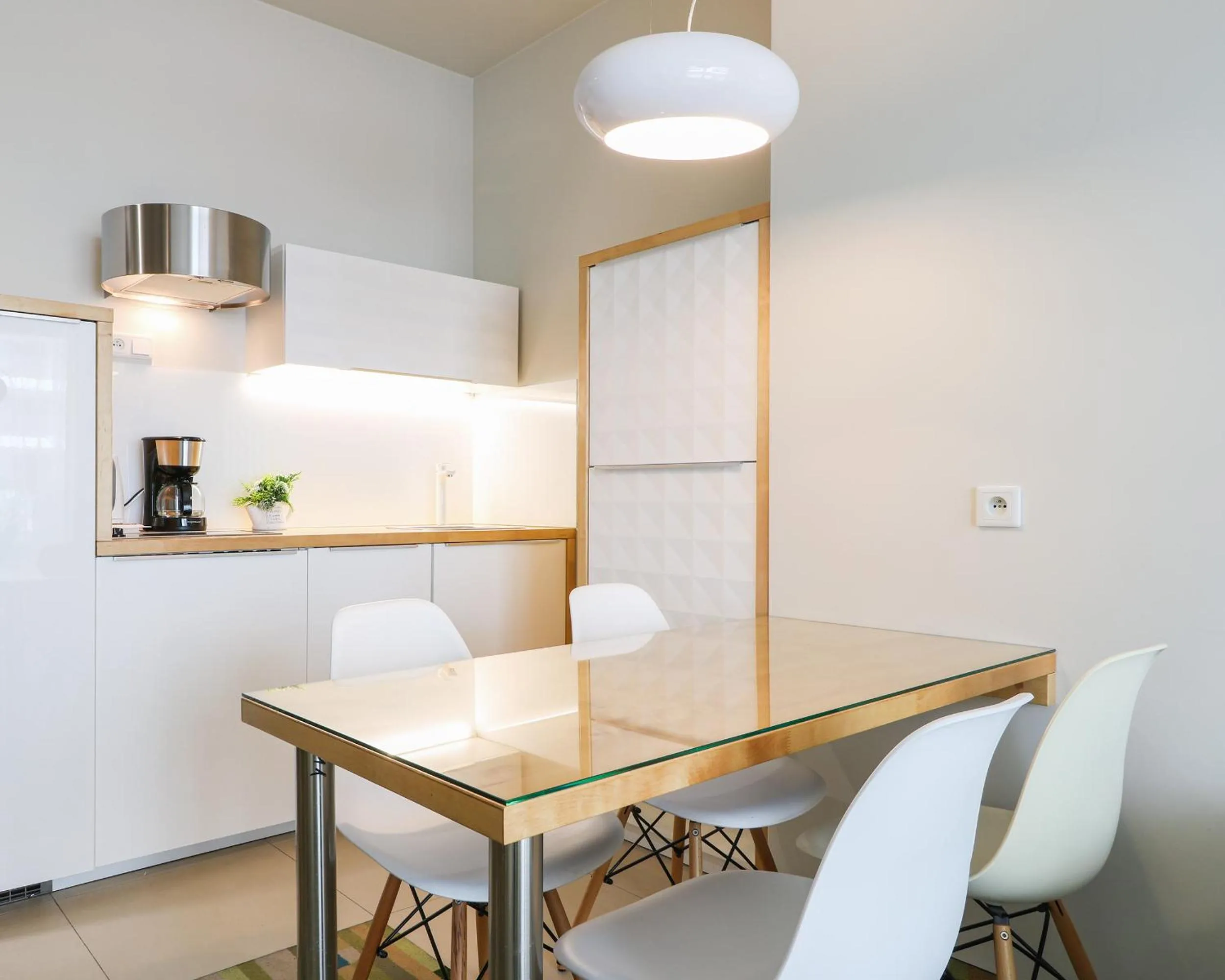 Kitchen or kitchenette in Baltic Park Molo by Baltic Home