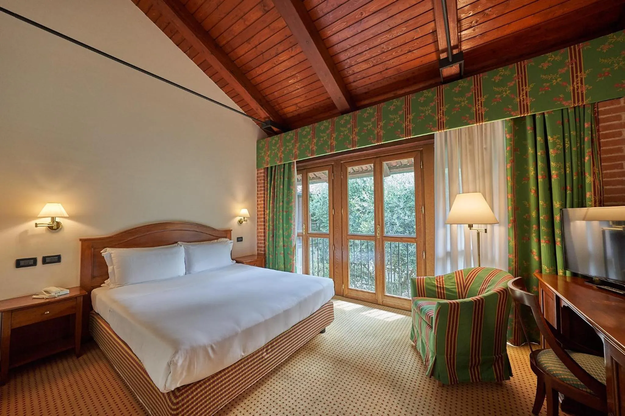 Bed in Relais Santo Stefano