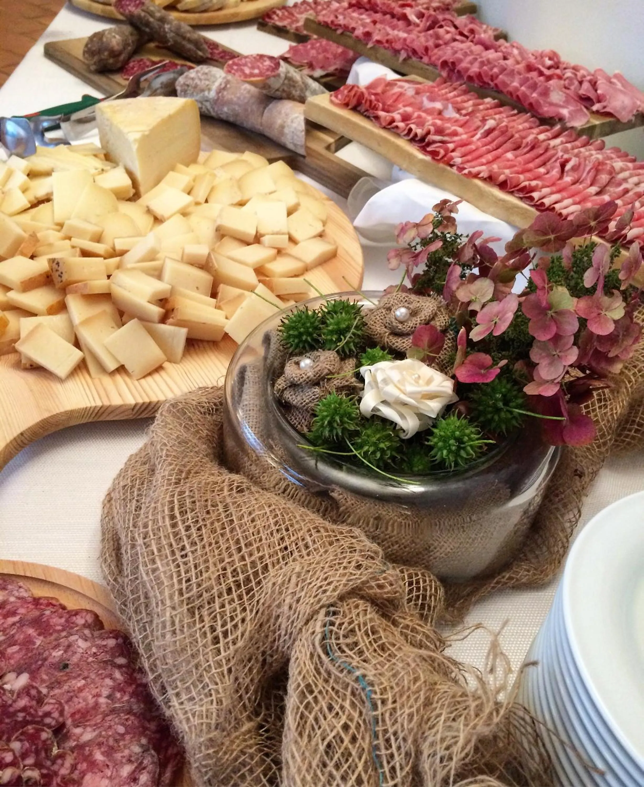 Restaurant/places to eat in Relais Santo Stefano