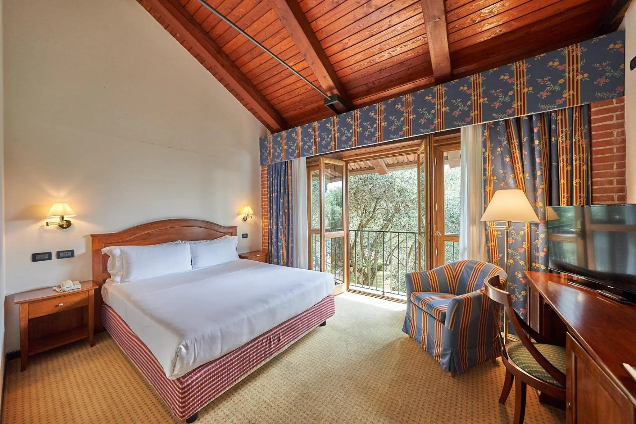 Bed in Relais Santo Stefano