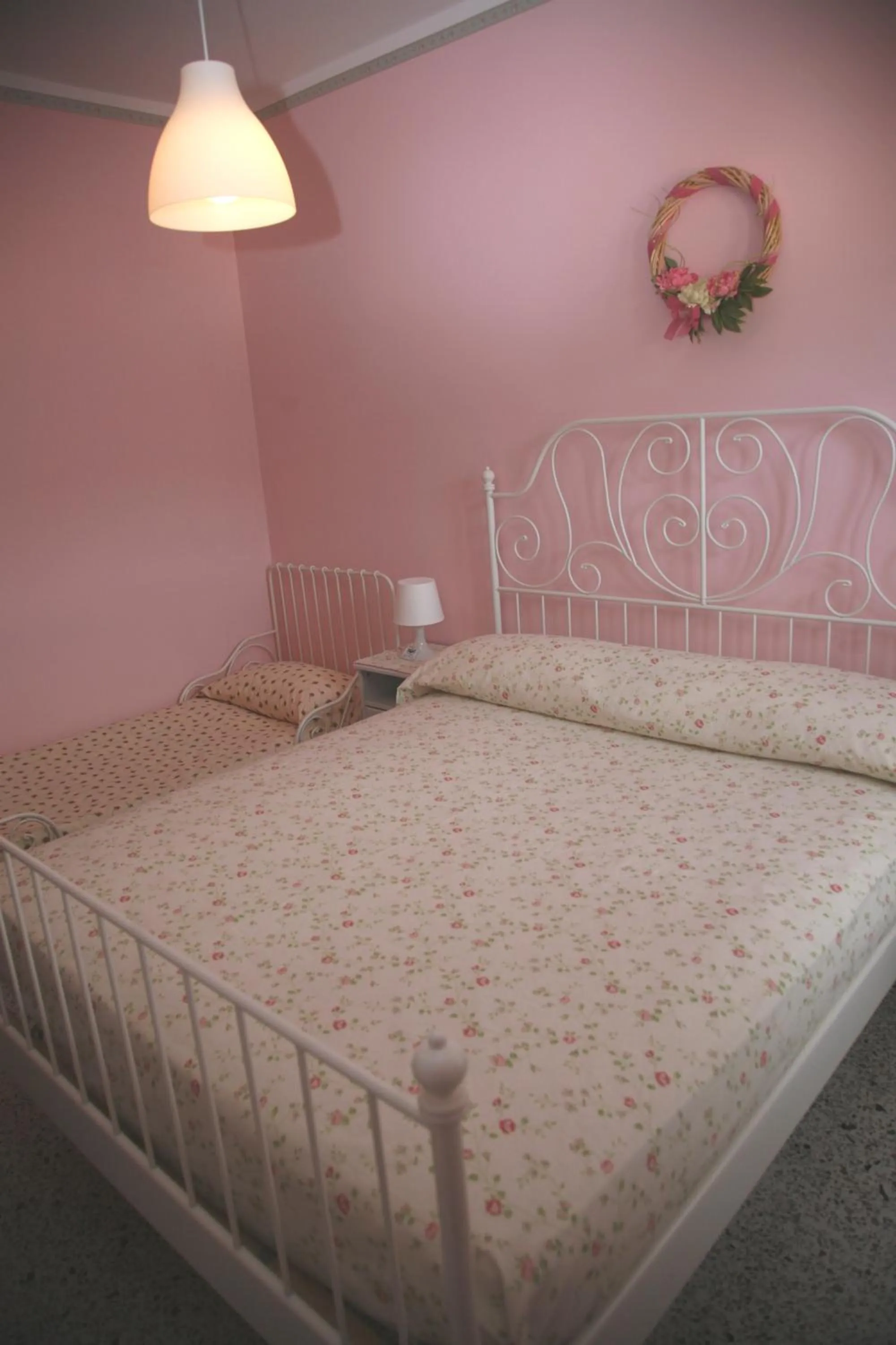 Photo of the whole room, Bed in Trentinara Cilento