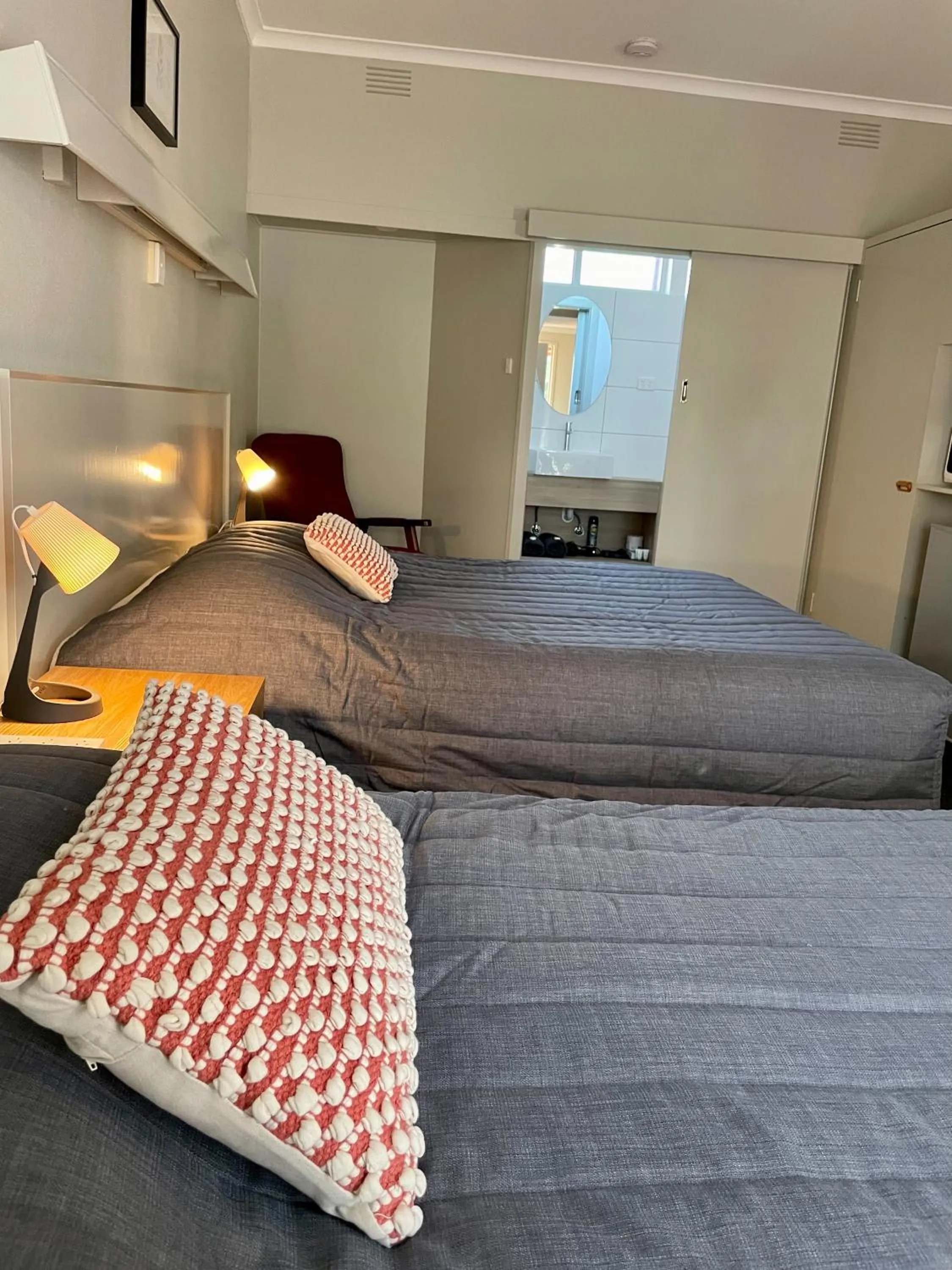 Bed in Tarra Motel Yarram