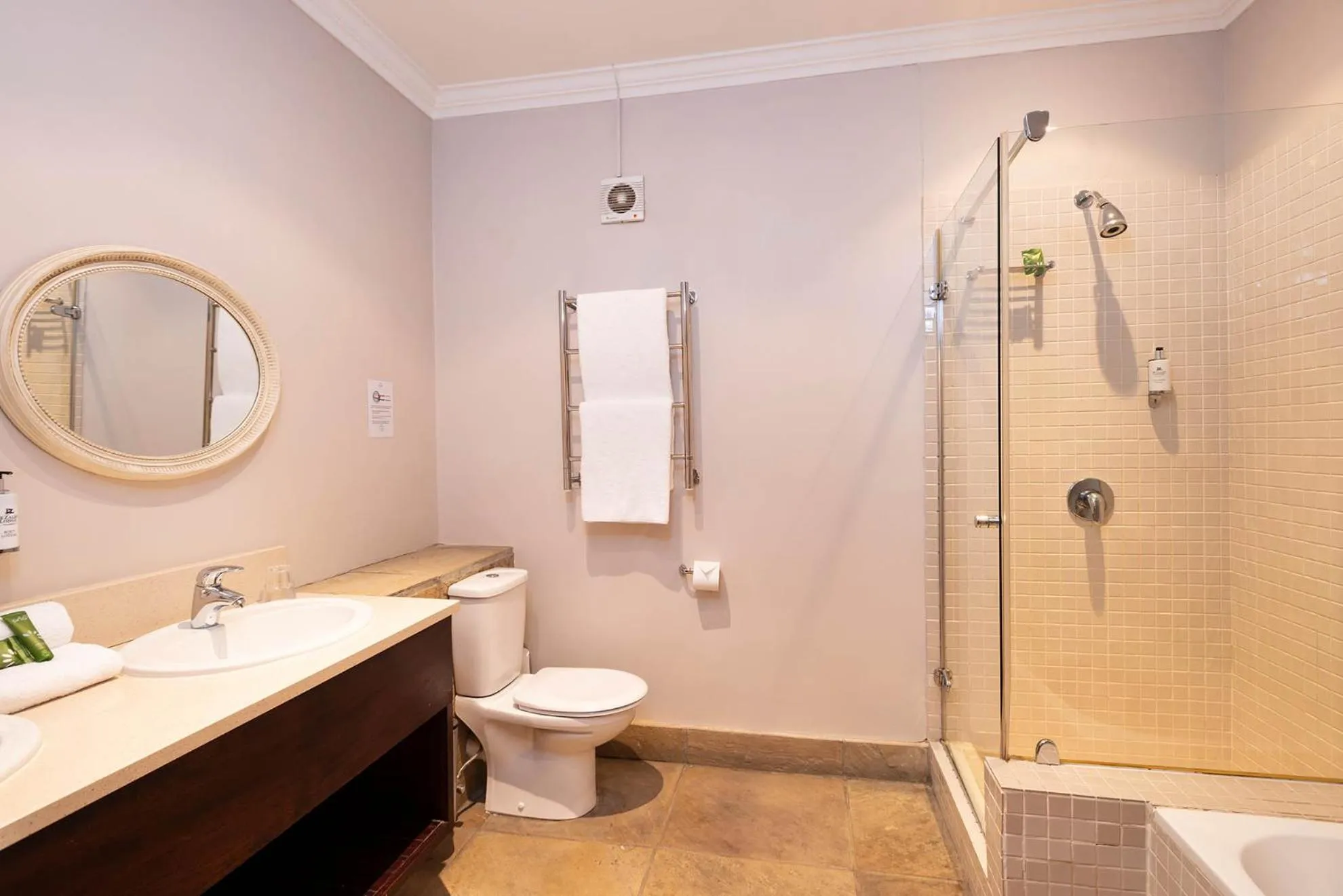 Bathroom in De Zalze Lodge