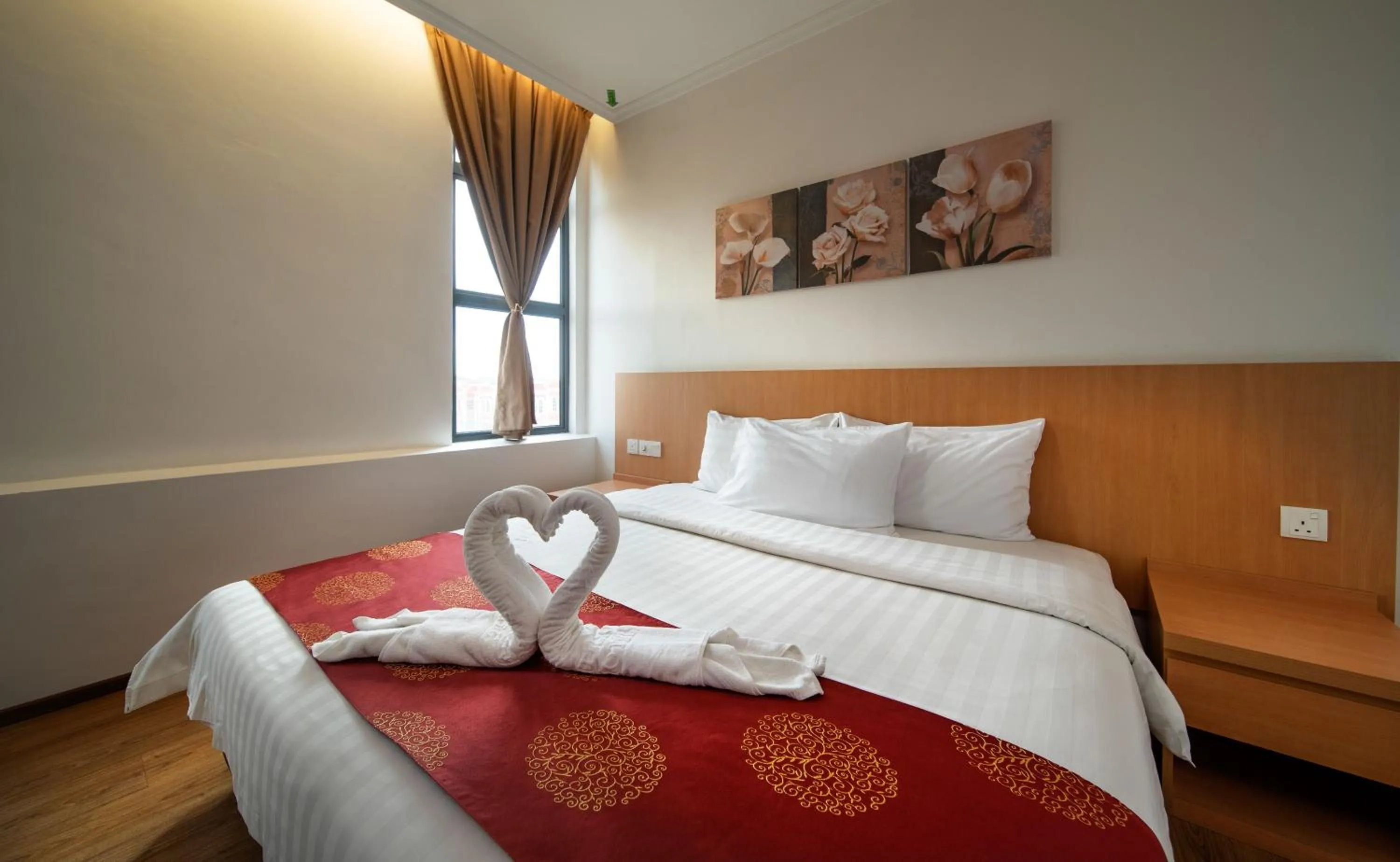 Photo of the whole room, Bed in 1 Million Hotel