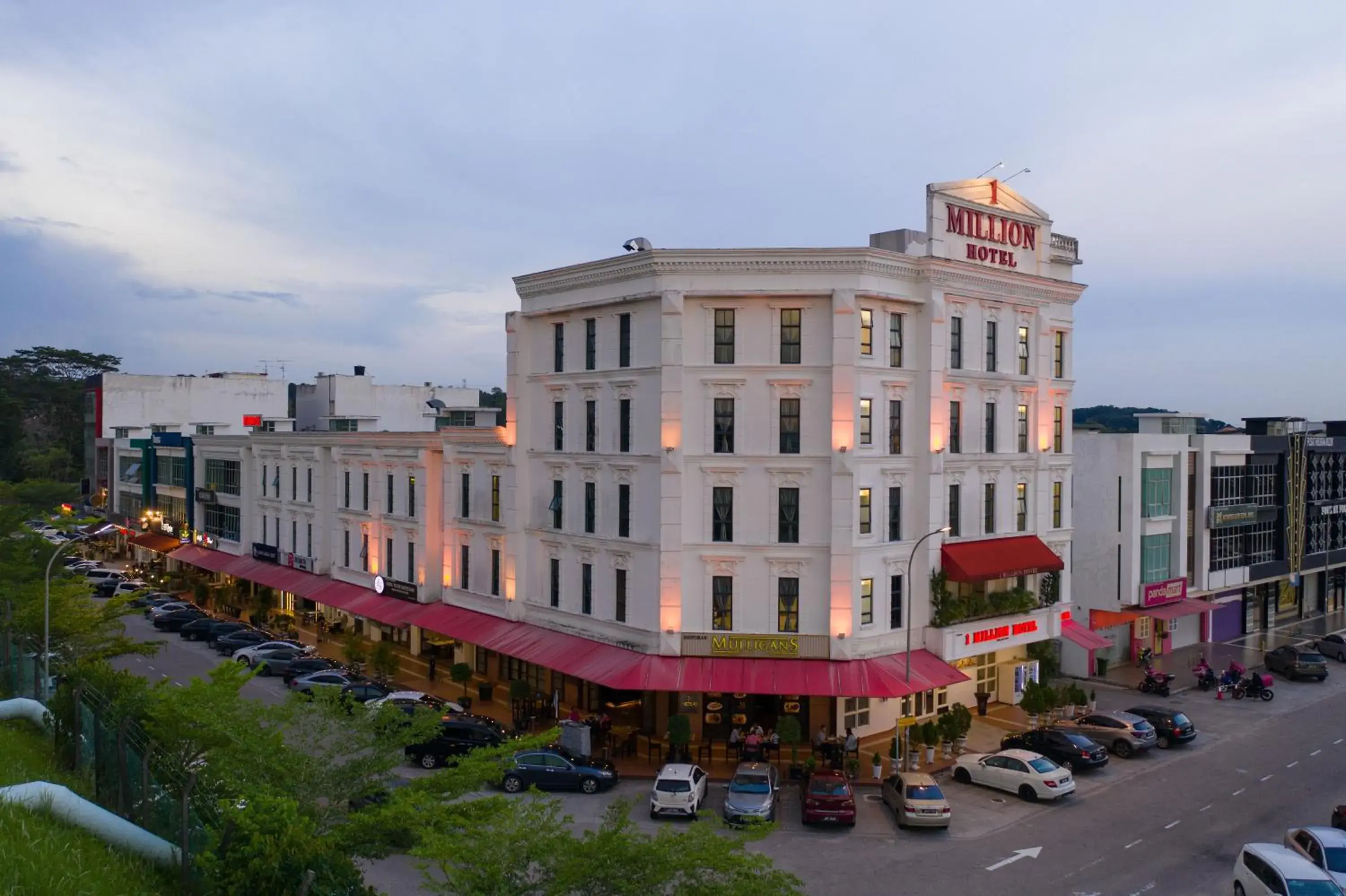 Property building in 1 Million Hotel Property building in 1 Million Hotel