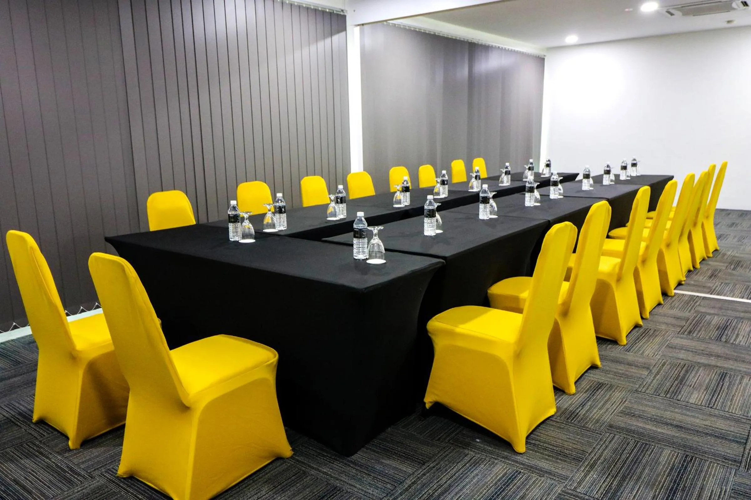 Lakeview Terrace Resort Pengerang