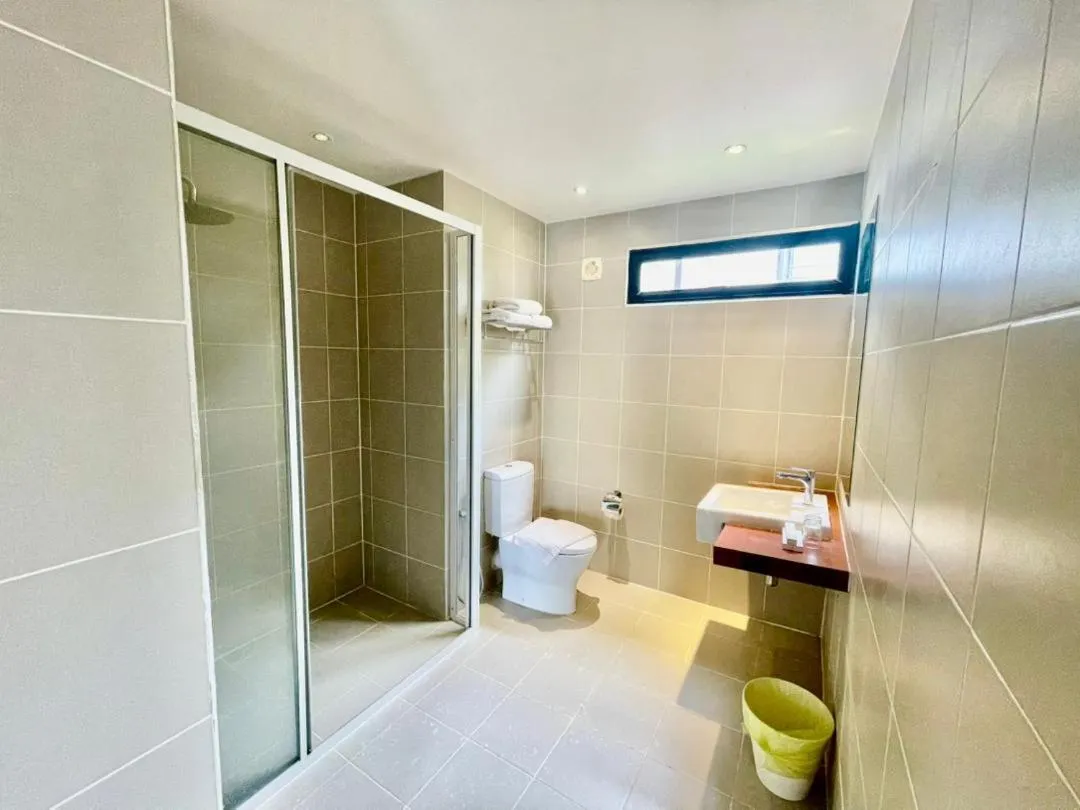 Lakeview Terrace Resort Pengerang