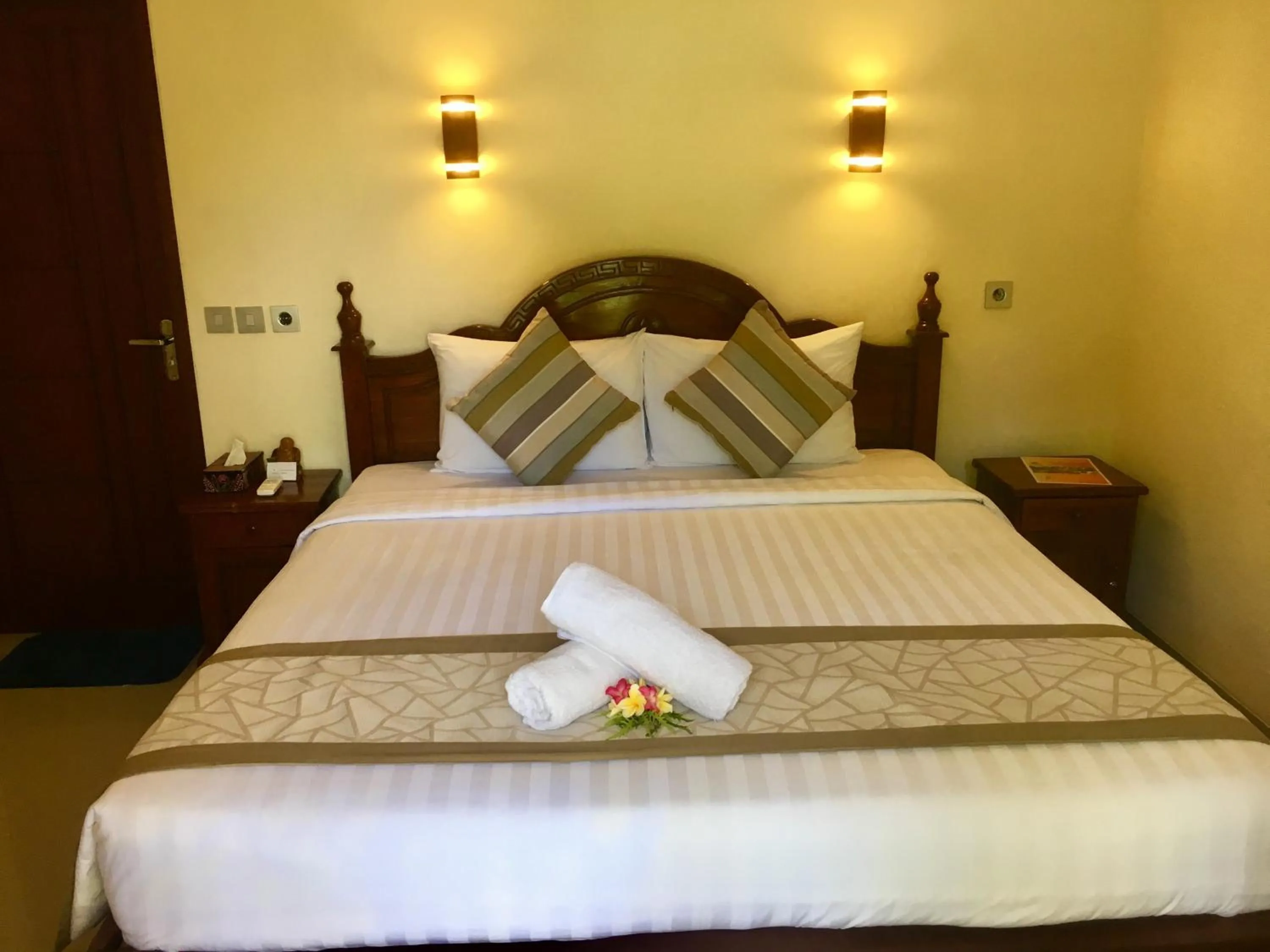 Bed in Nusa Garden Homestay