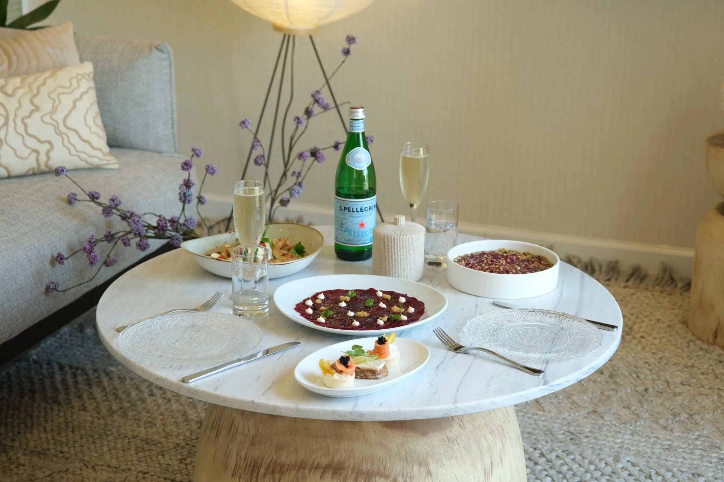 Seating area in Carlton Tel Aviv Hotel – Luxury on the Beach