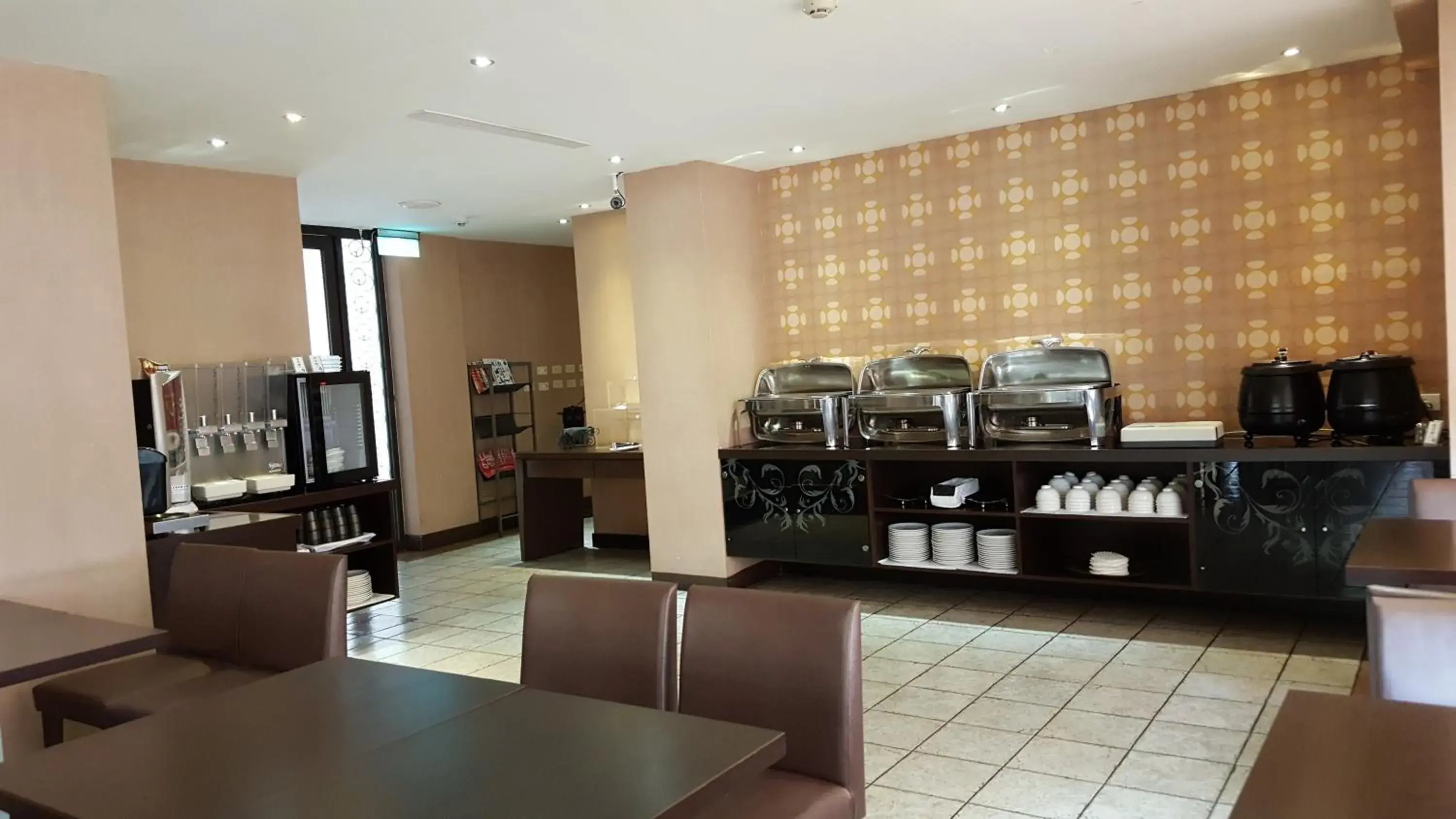 Restaurant/places to eat in The Riverside Hotel & Motel Restaurant/places to eat in The Riverside Hotel & Motel