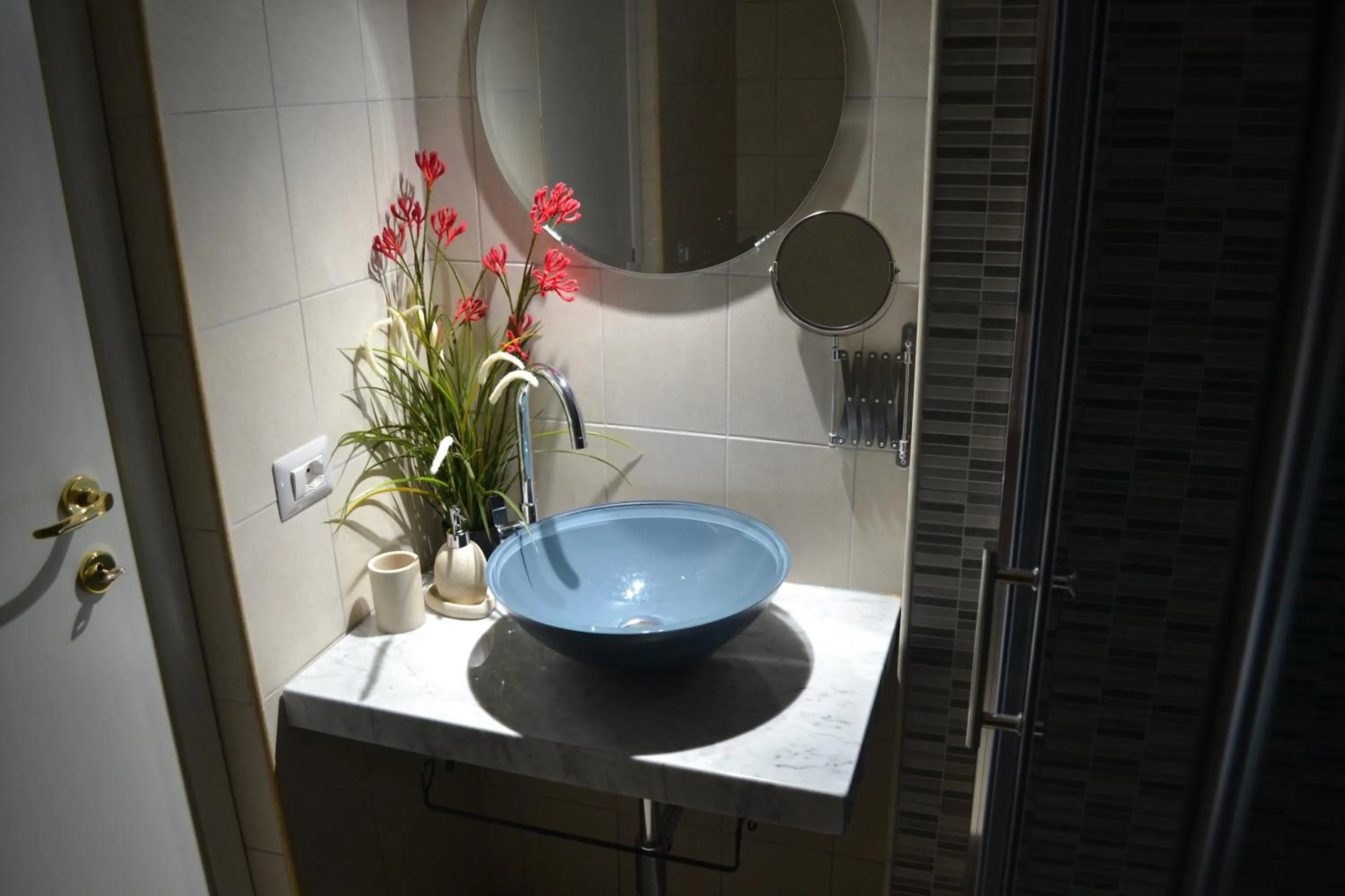 Bathroom in Il Cortiletto Di Piazza Verga