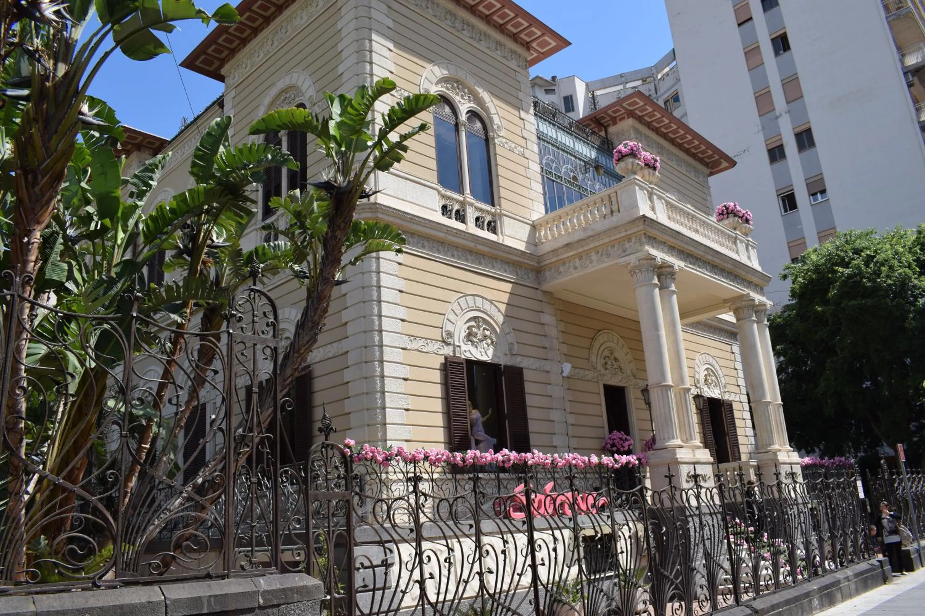 Property building in Il Cortiletto Di Piazza Verga