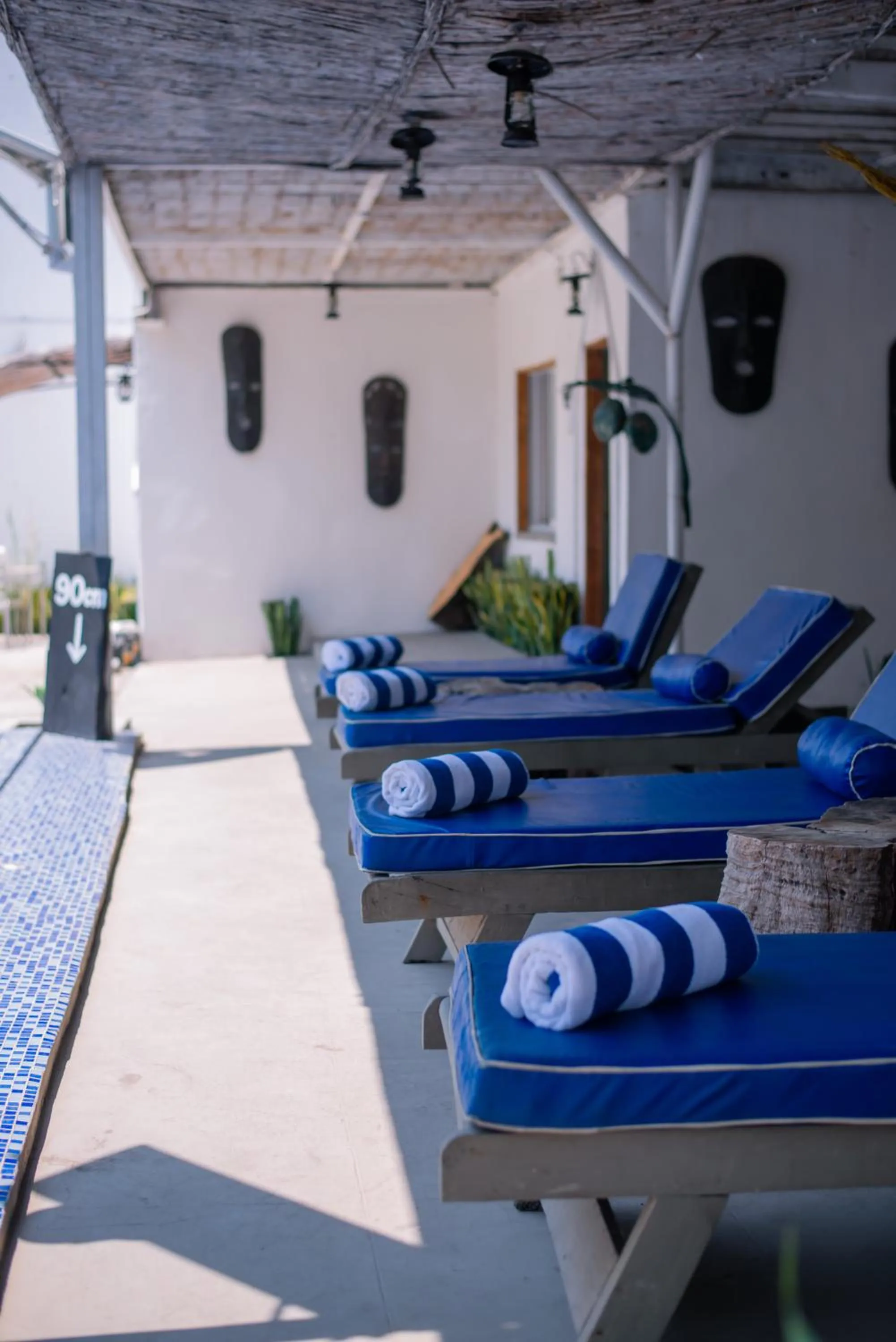 Blue Waters by Serendib