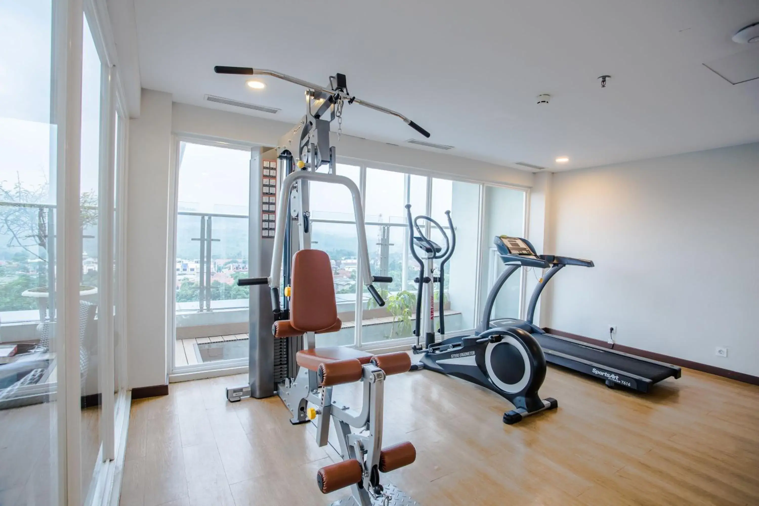 Fitness centre/facilities in Bigland Hotel & Convention Sentul Fitness centre/facilities in Bigland Hotel & Convention Sentul