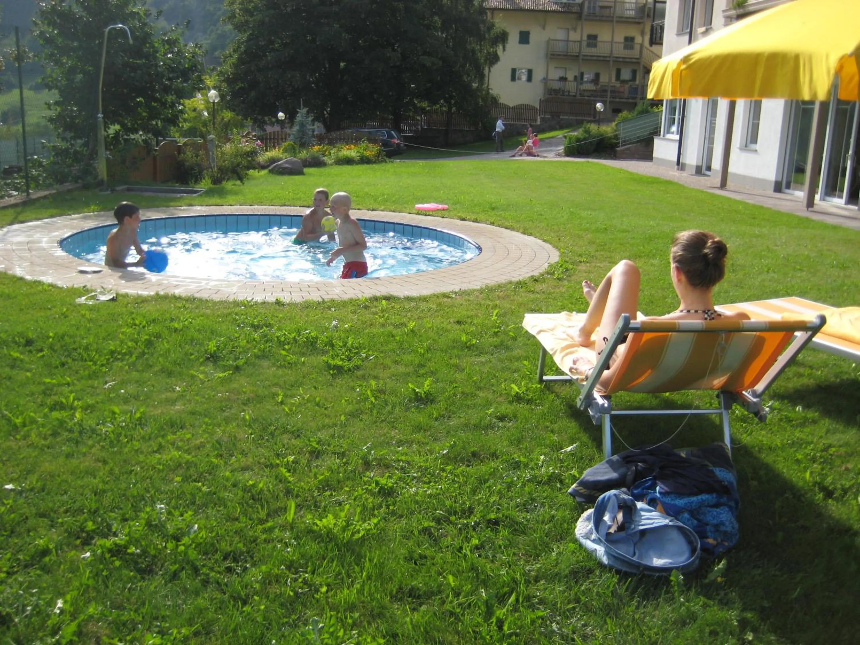 Swimming pool in Residence Wiesenheim