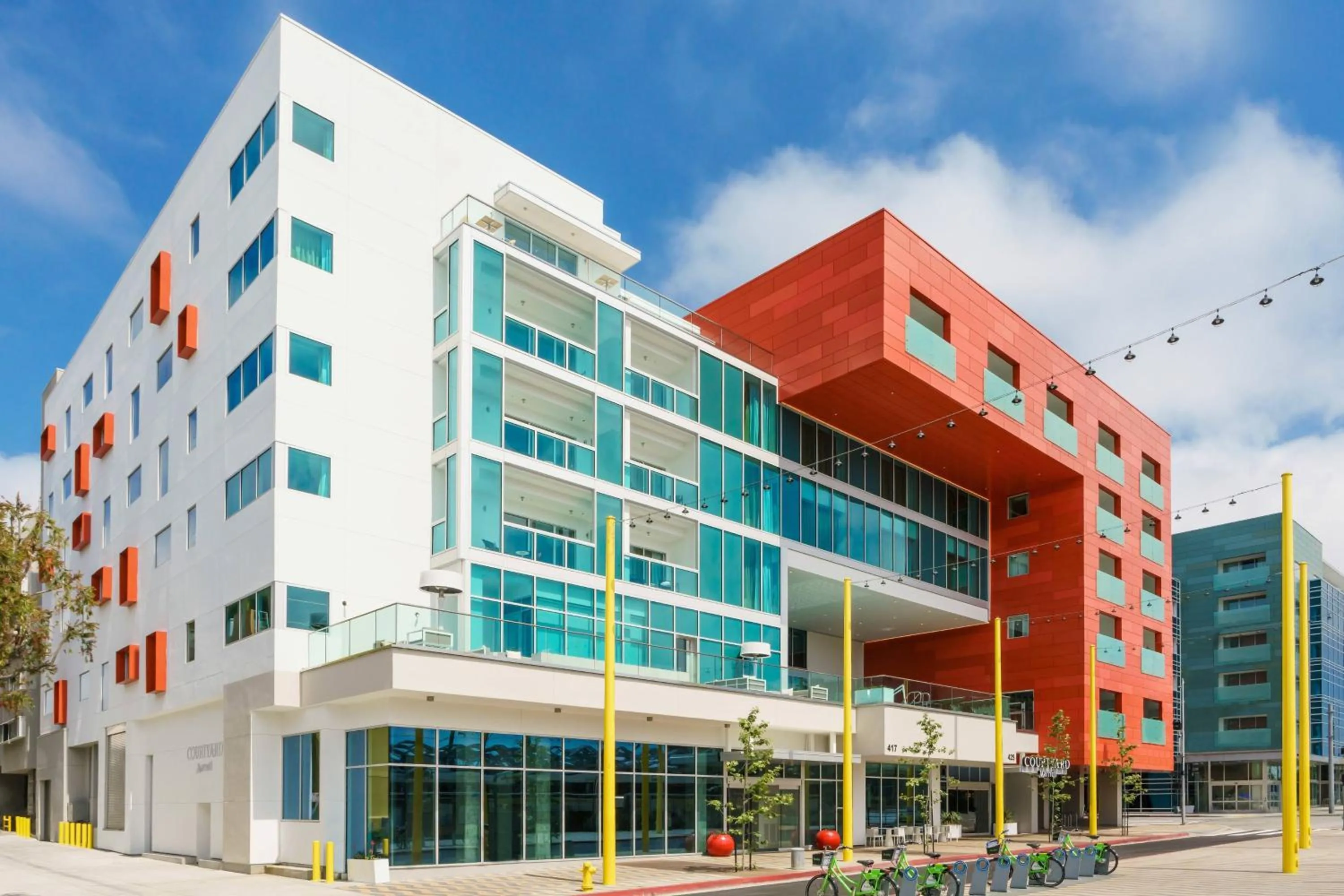 Property building in Courtyard by Marriott Santa Monica