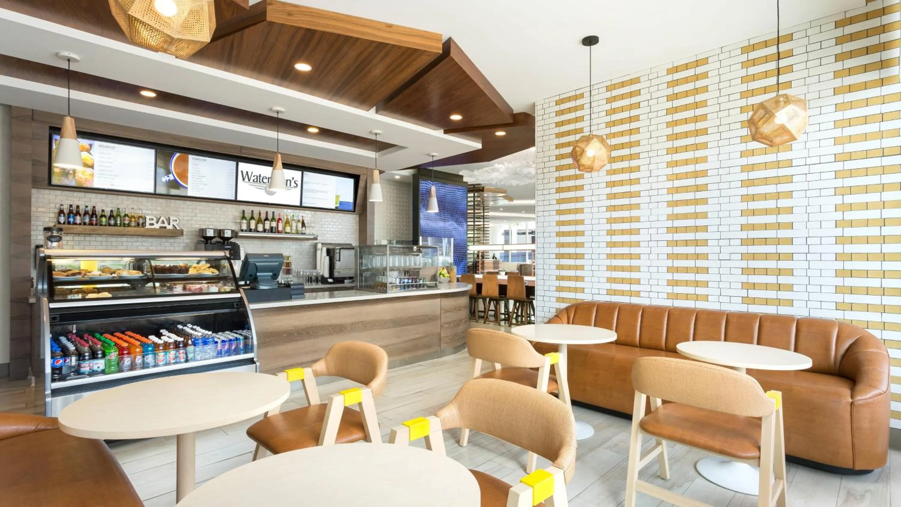 Restaurant/places to eat in Courtyard by Marriott Santa Monica