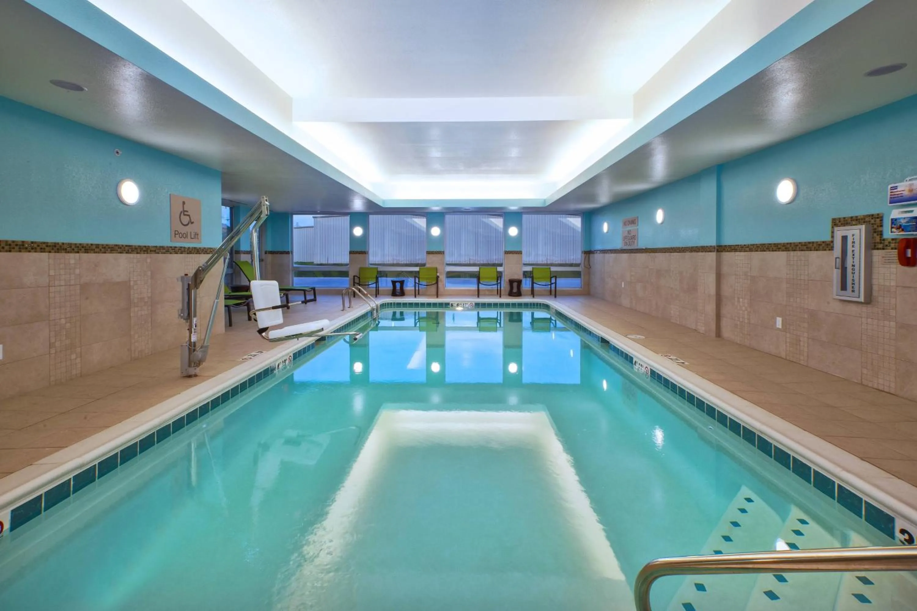 Swimming pool in SpringHill Suites by Marriott St. Joseph Benton Harbor
