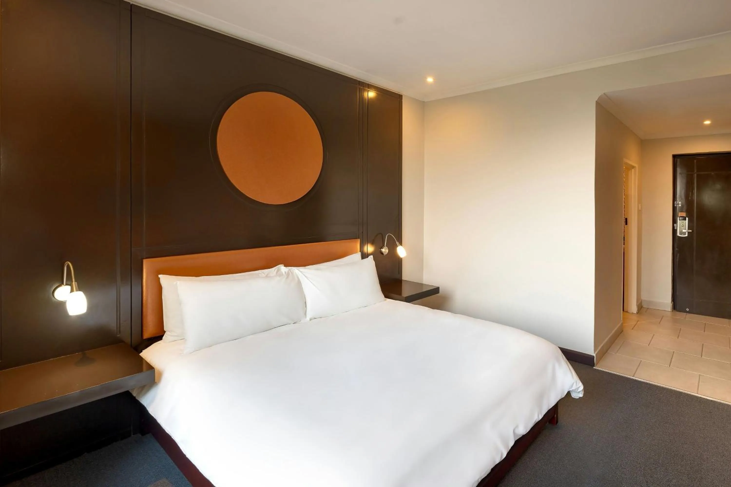 Photo of the whole room, Bed in Protea Hotel by Marriott Ndola