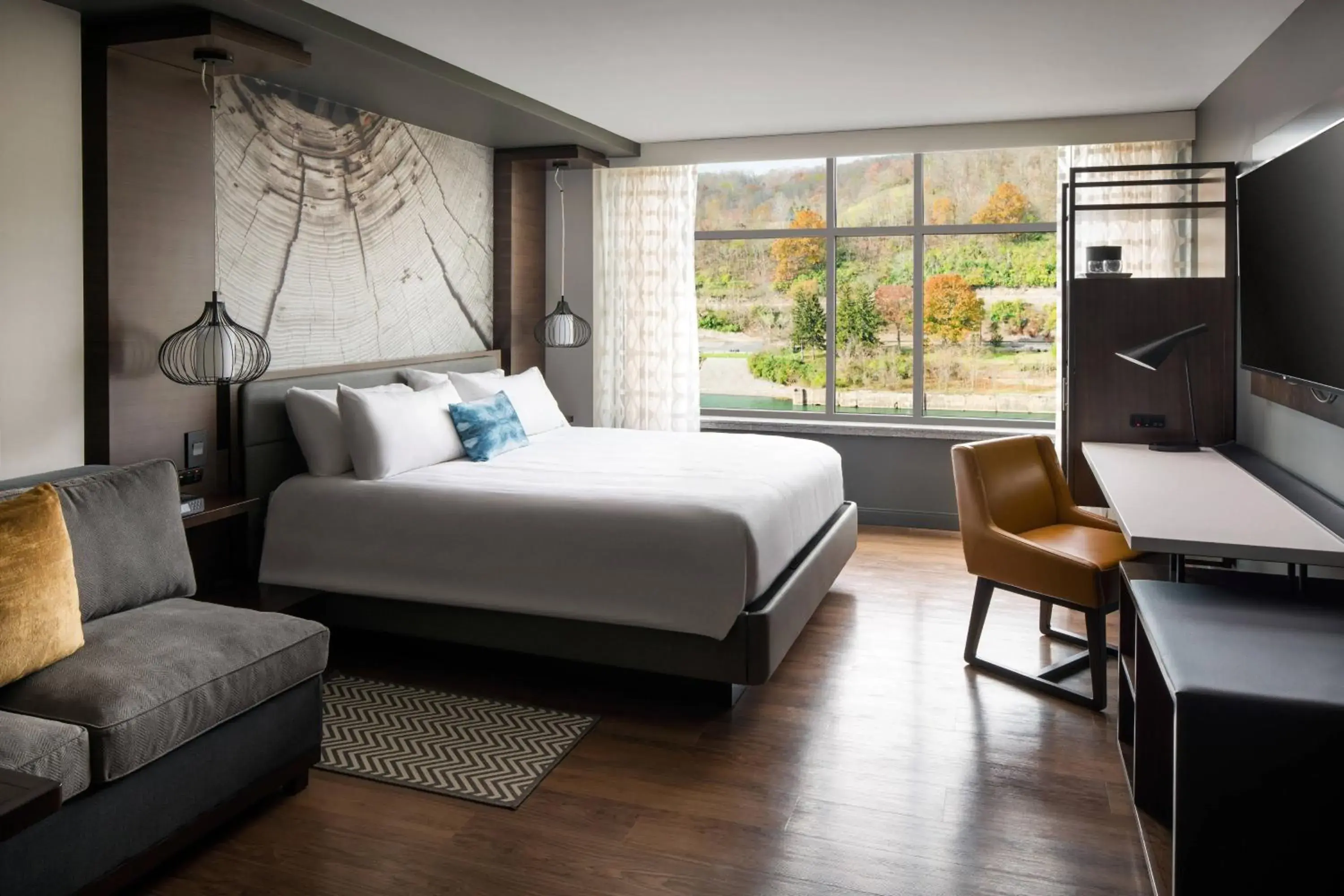 River View 2 Queen Beds, Guest room, 2 Queen, River view in Morgantown Marriott at Waterfront Place River View 2 Queen Beds, Guest room, 2 Queen, River view in Morgantown Marriott at Waterfront Place