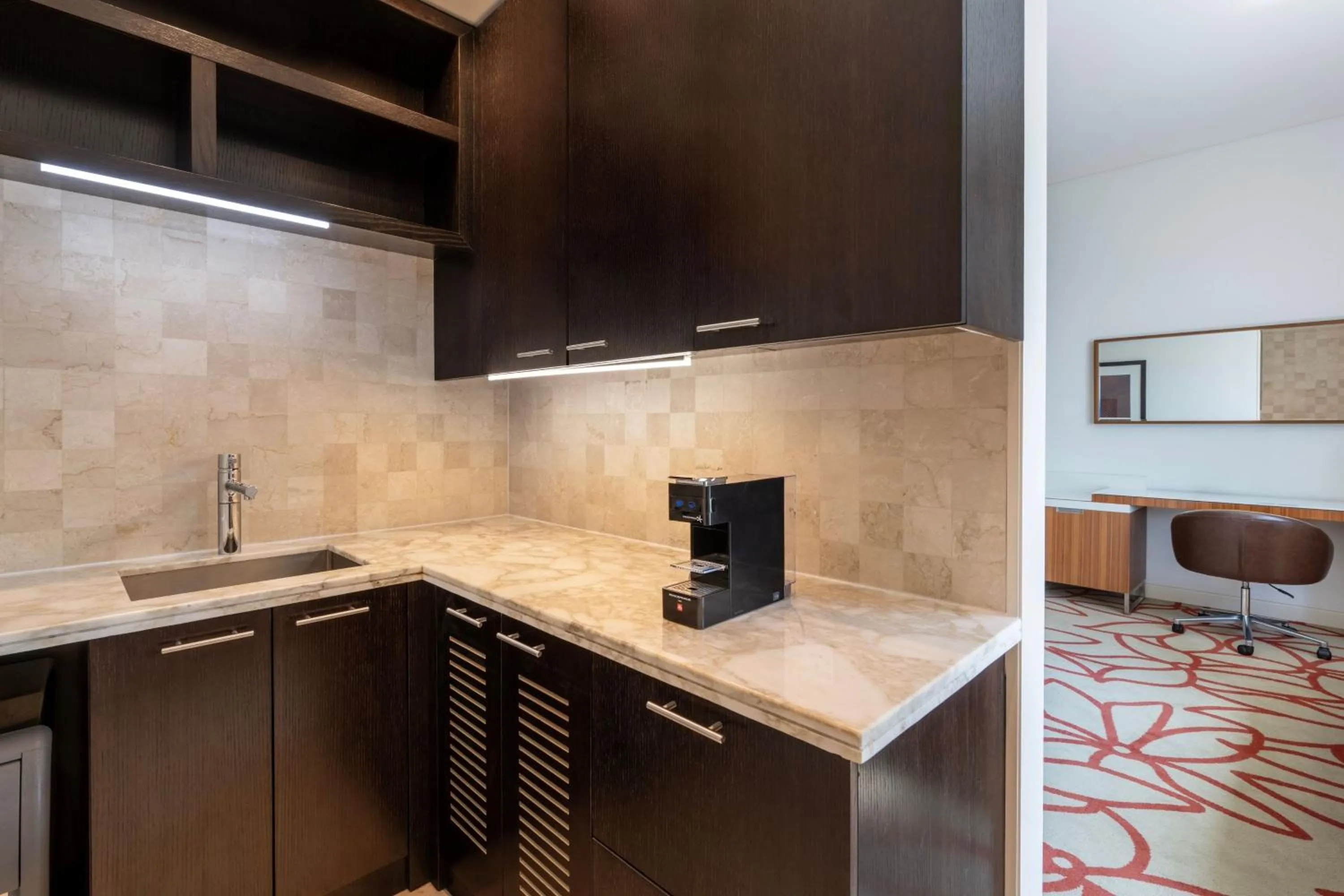 Bedroom in Marriott Hotel Downtown Abu Dhabi