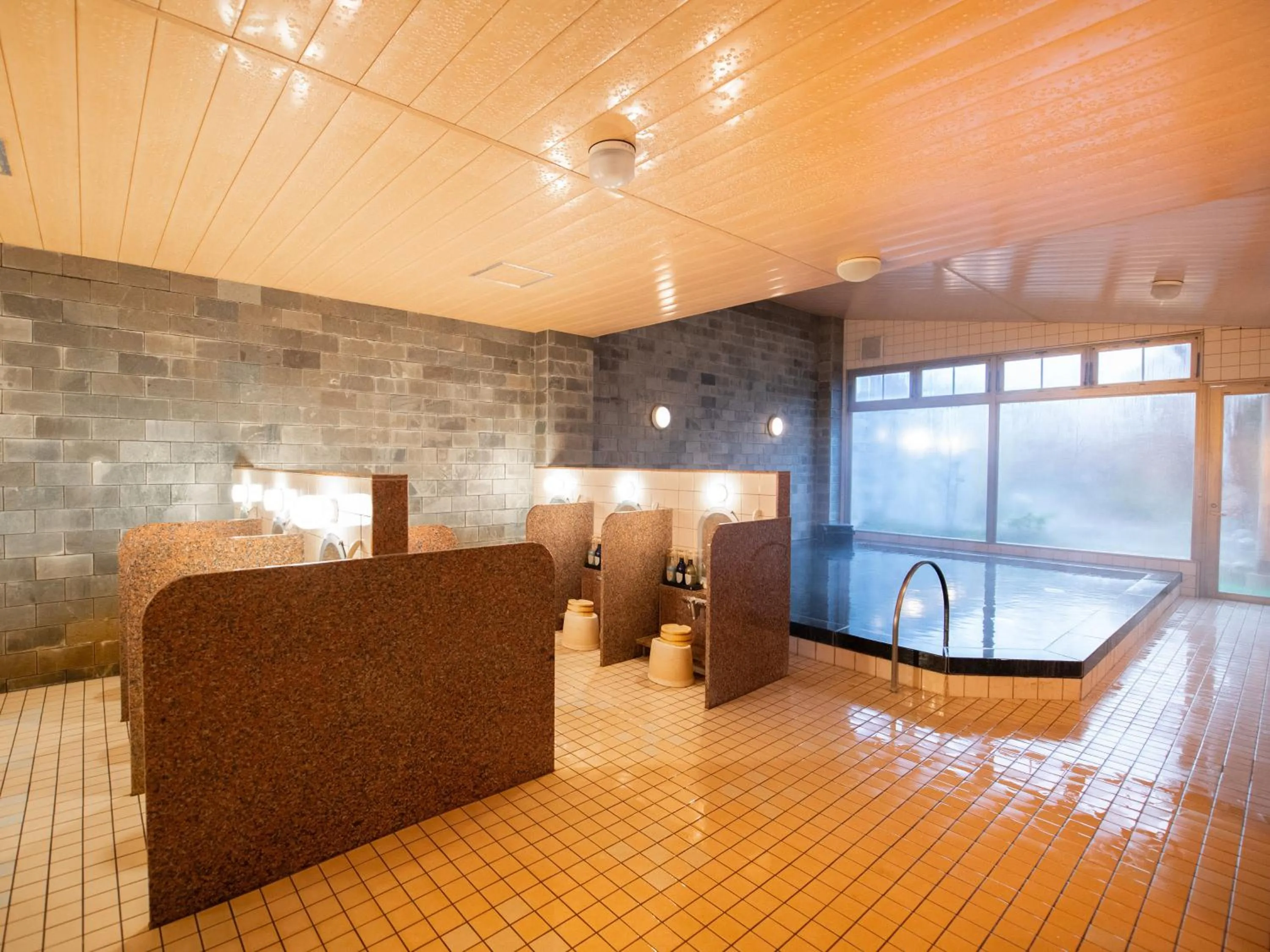 Public Bath in Fuji Matsuzono Hotel
