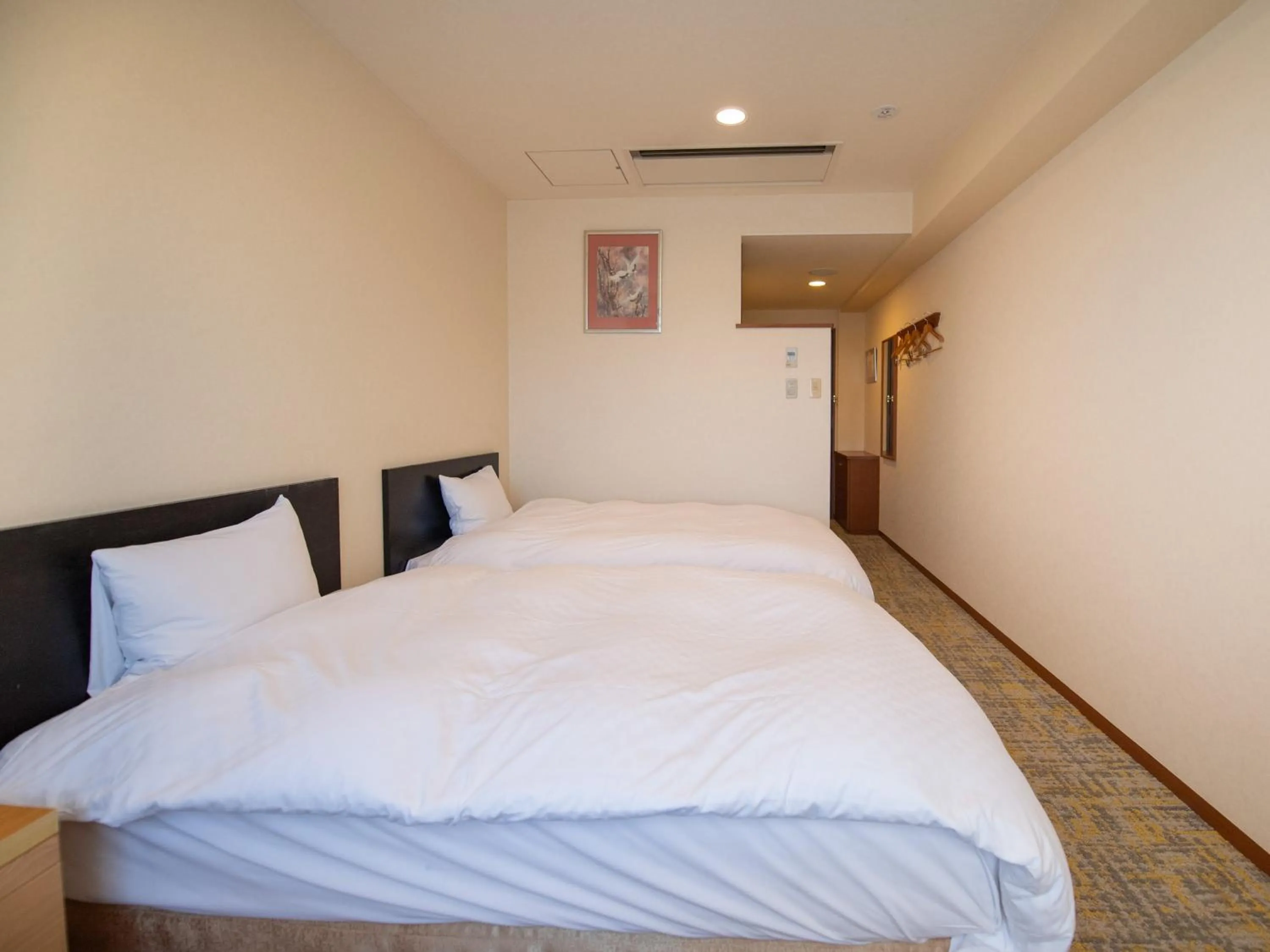 Photo of the whole room, Bed in Fuji Matsuzono Hotel