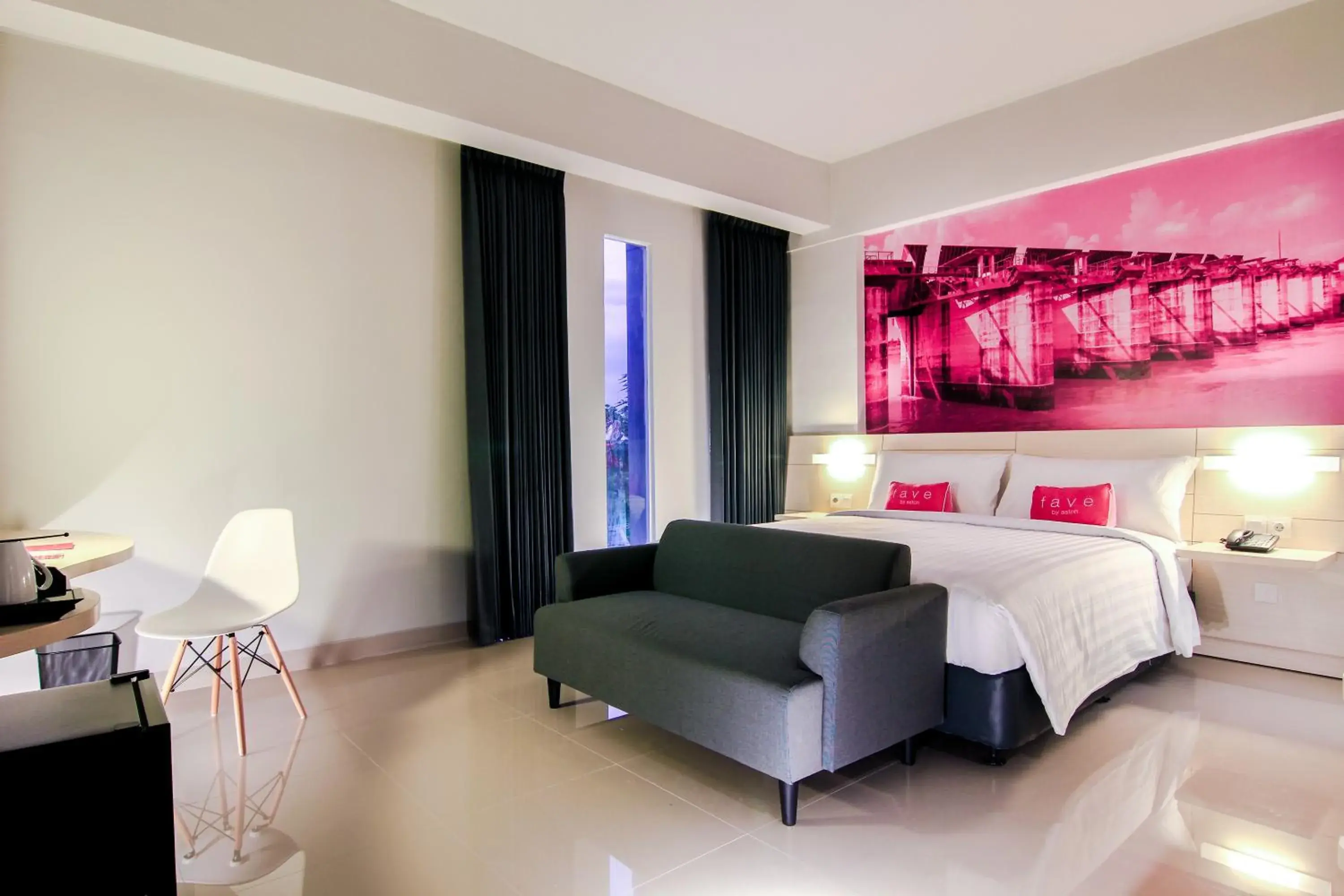 Photo of the whole room, Bed in favehotel Sudirman Bojonegoro Photo of the whole room, Bed in favehotel Sudirman Bojonegoro